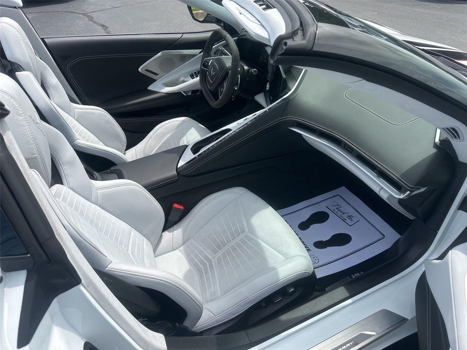 Chevrolet Corvette 3LT Convertible 2024