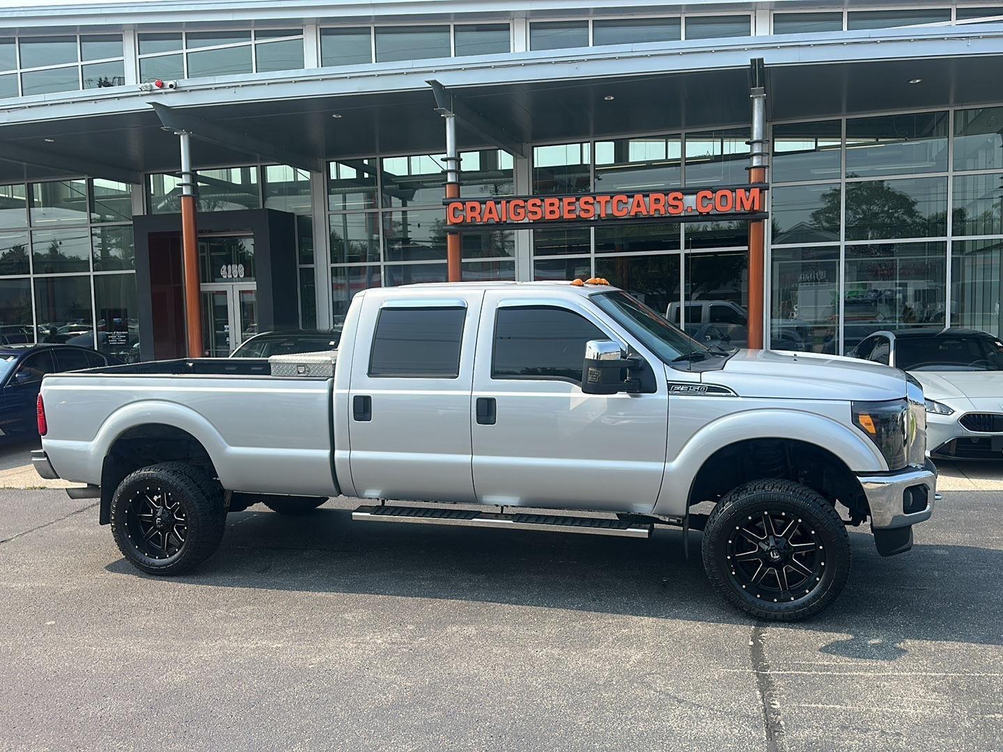 Ford F-350 SD XLT Crew Cab 4WD 2012