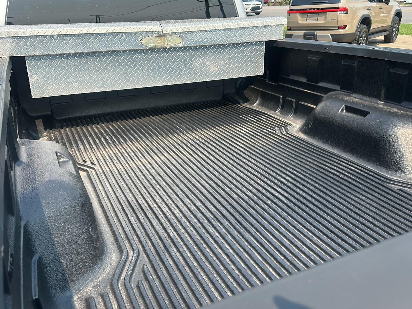 Ford F-350 SD XLT Crew Cab 4WD 2012