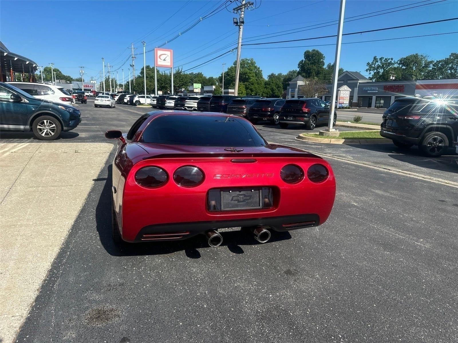 Chevrolet Corvette Coupe 2004