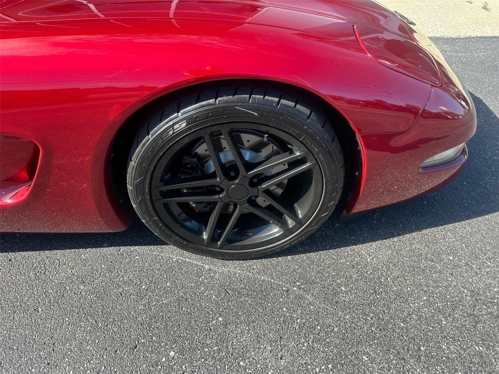 Chevrolet Corvette Coupe 2004