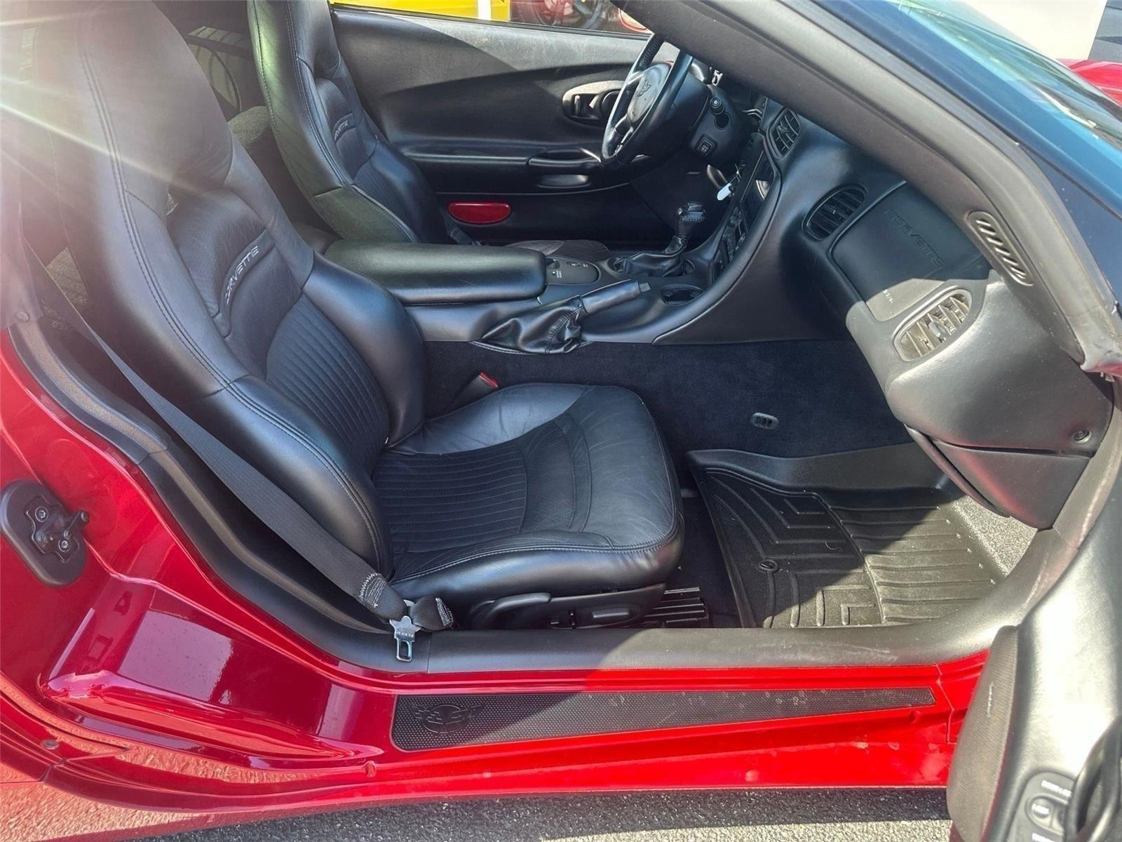 Chevrolet Corvette Coupe 2004