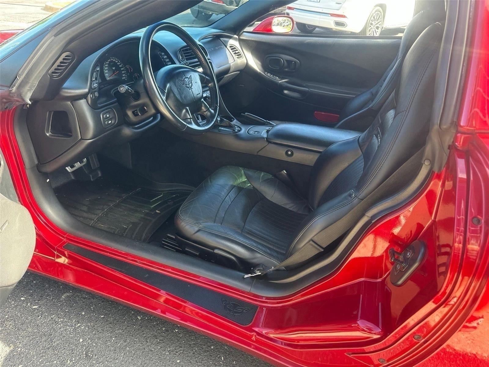 Chevrolet Corvette Coupe 2004