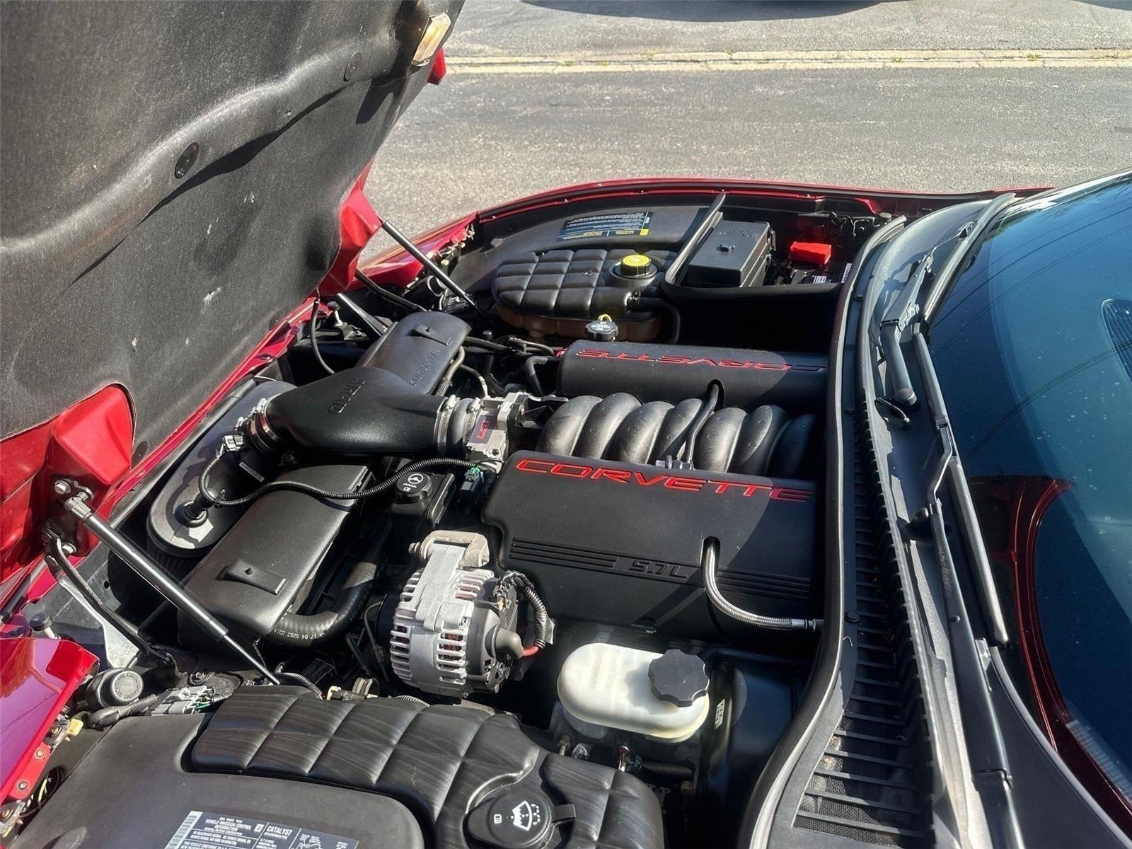 Chevrolet Corvette Coupe 2004
