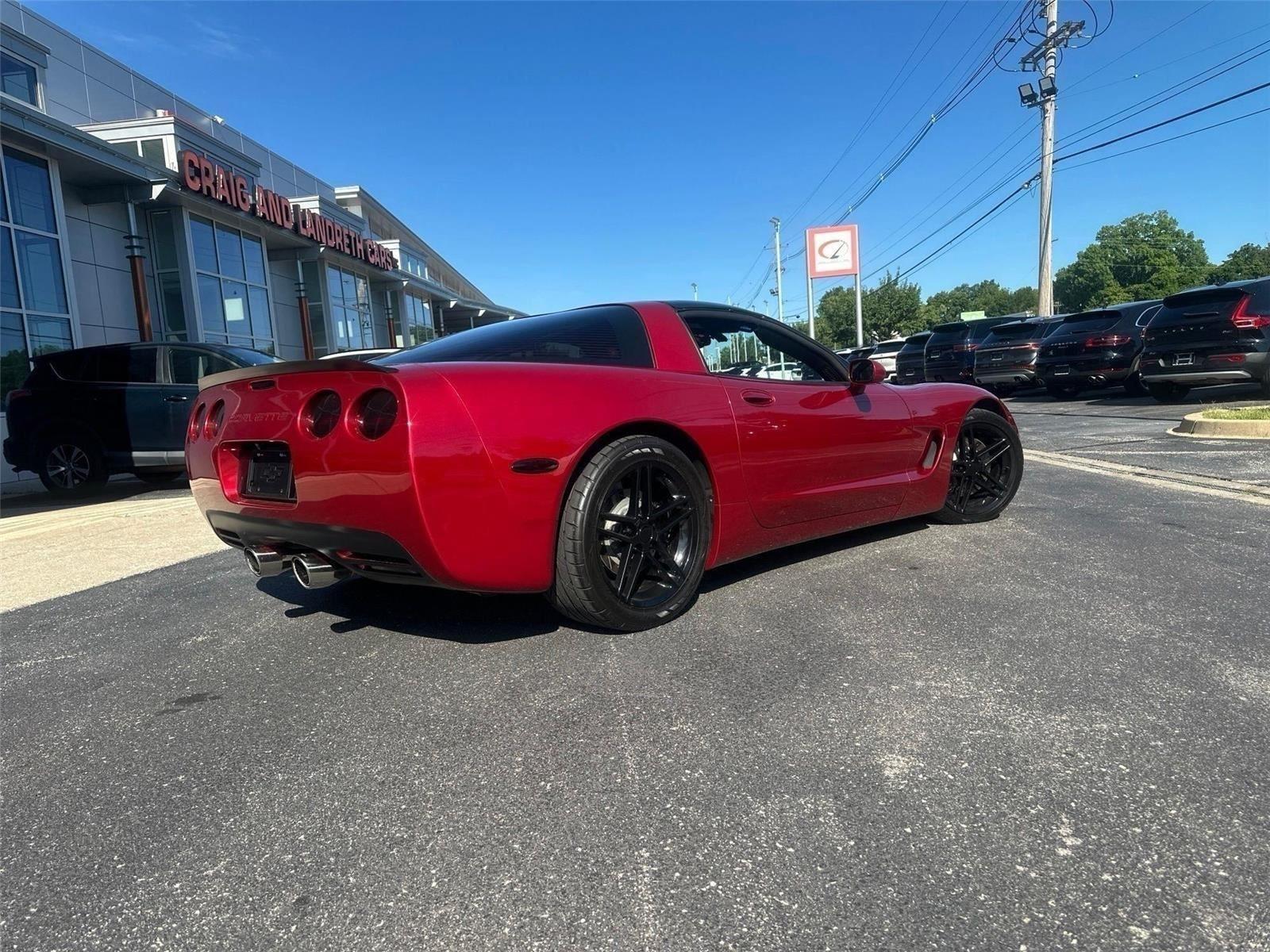 Chevrolet Corvette Coupe 2004