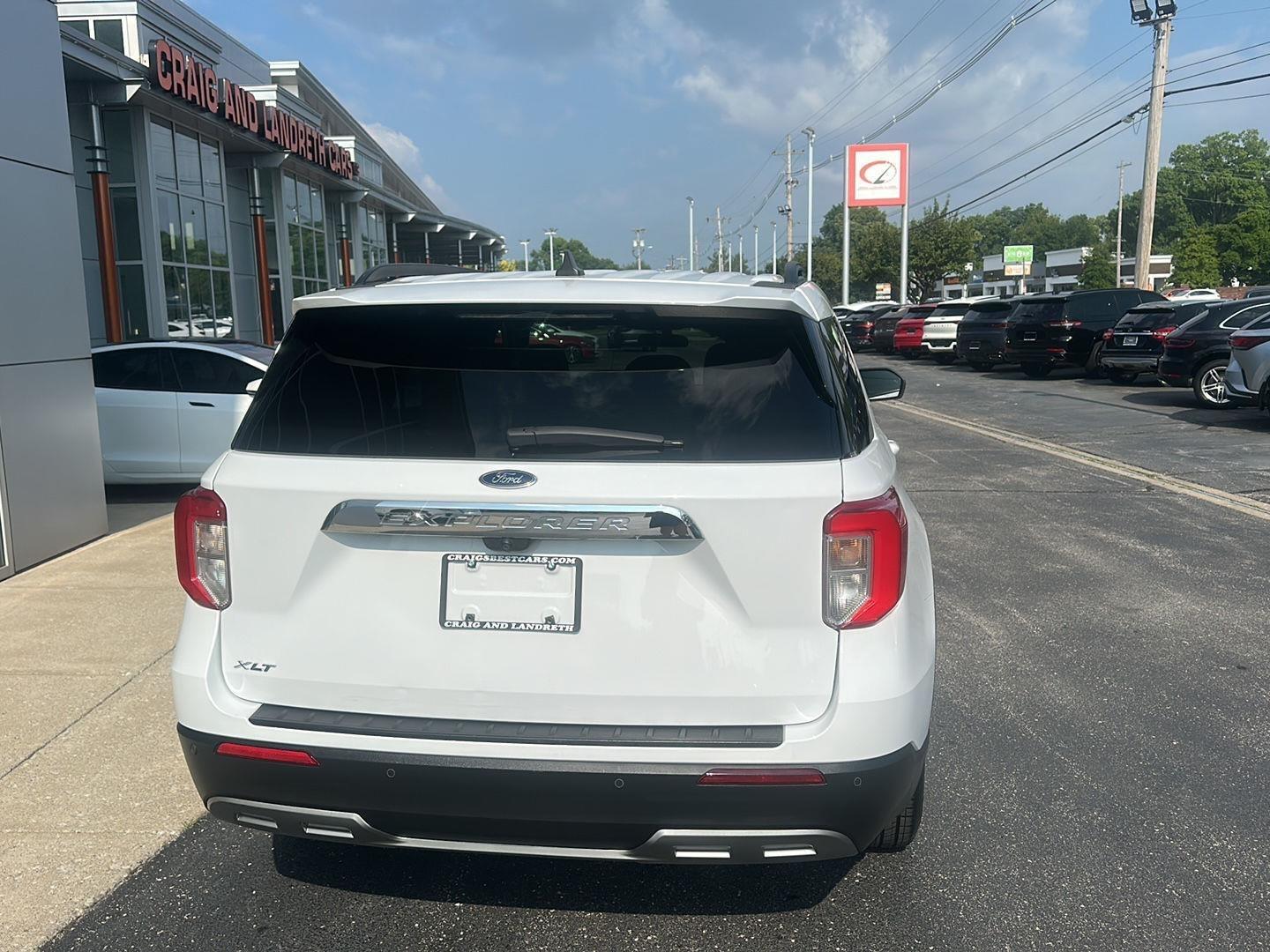 Ford Explorer XLT 2023