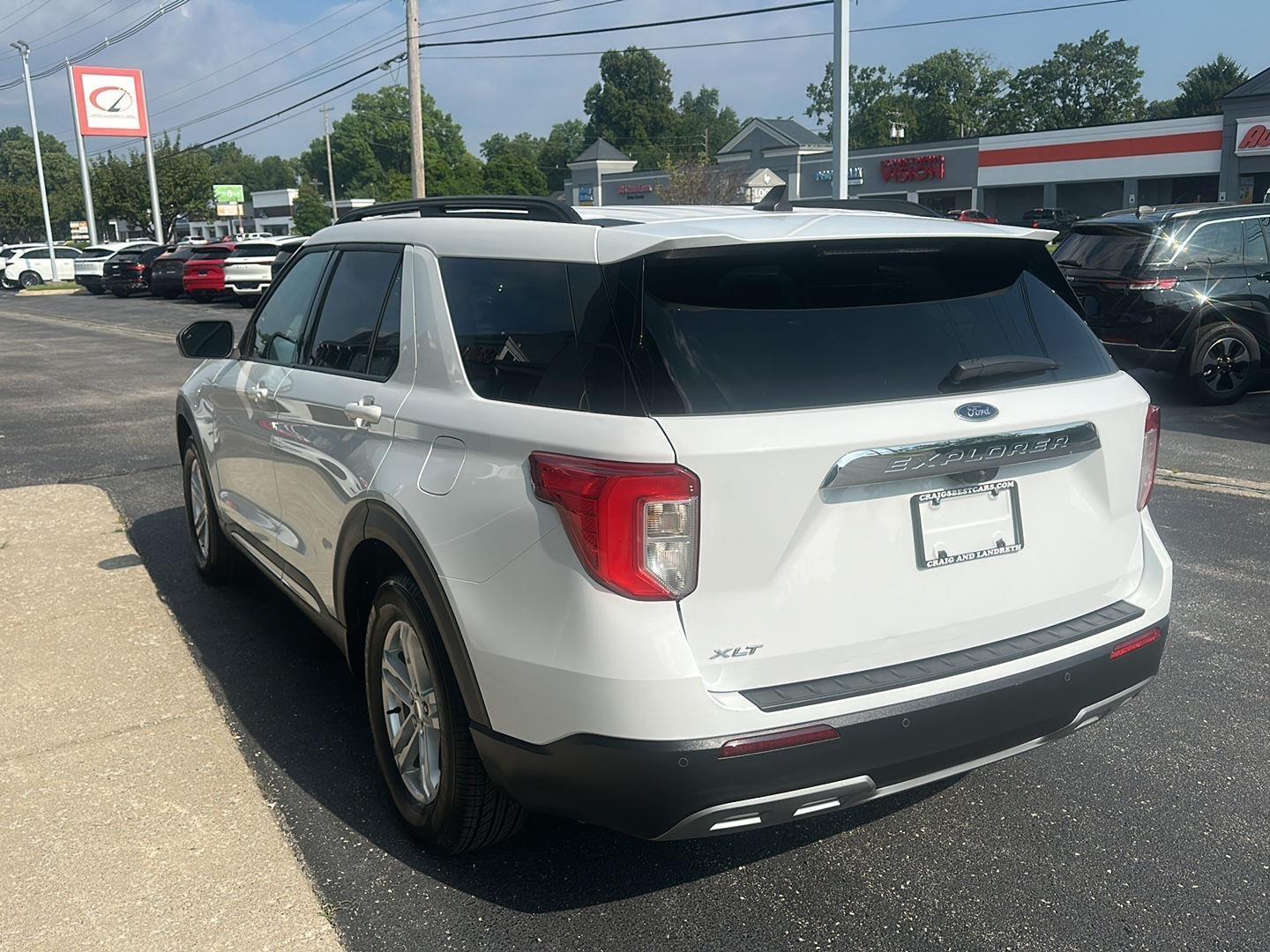 Ford Explorer XLT 2023