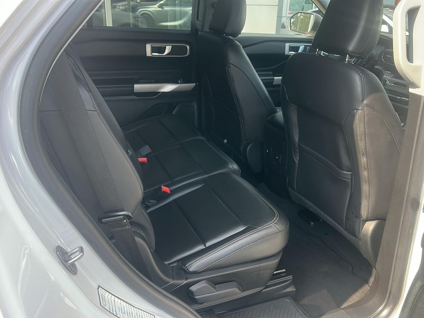 Ford Explorer XLT 2023