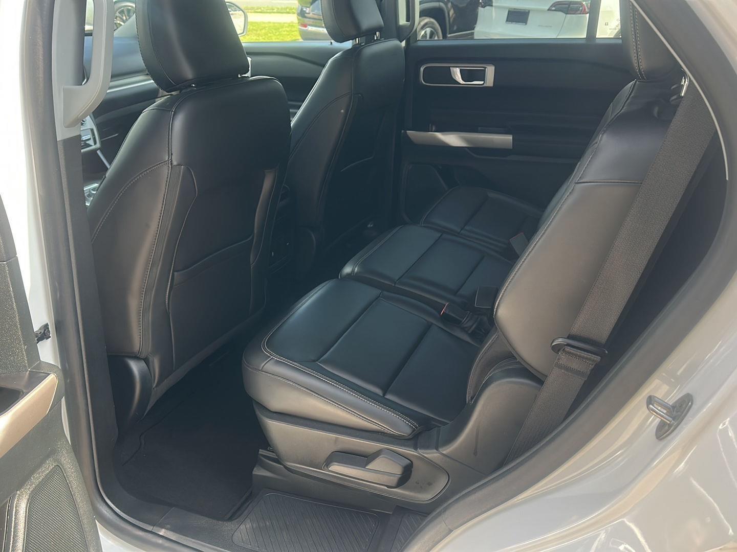 Ford Explorer XLT 2023
