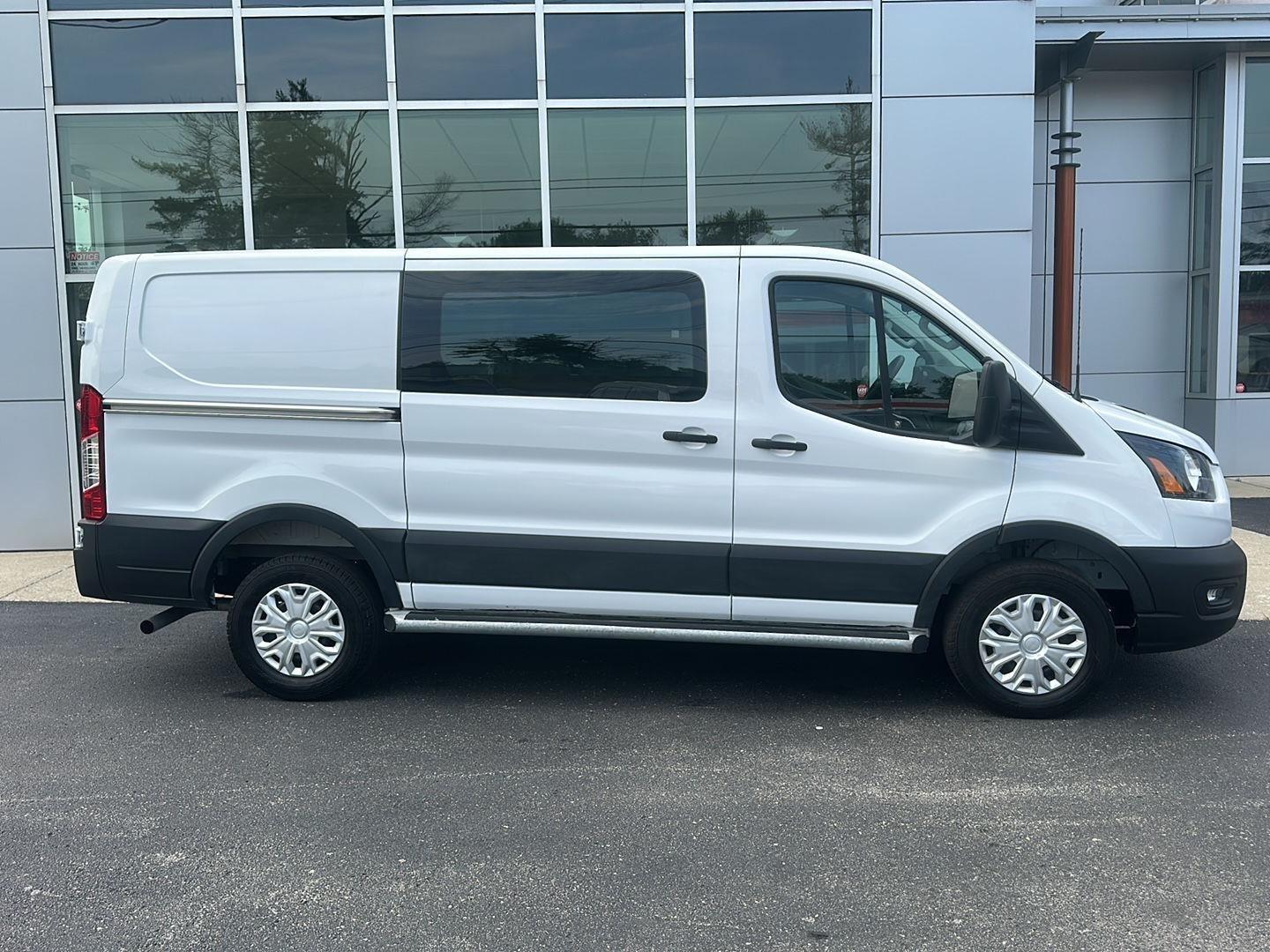 Ford Transit 250 Van 2025