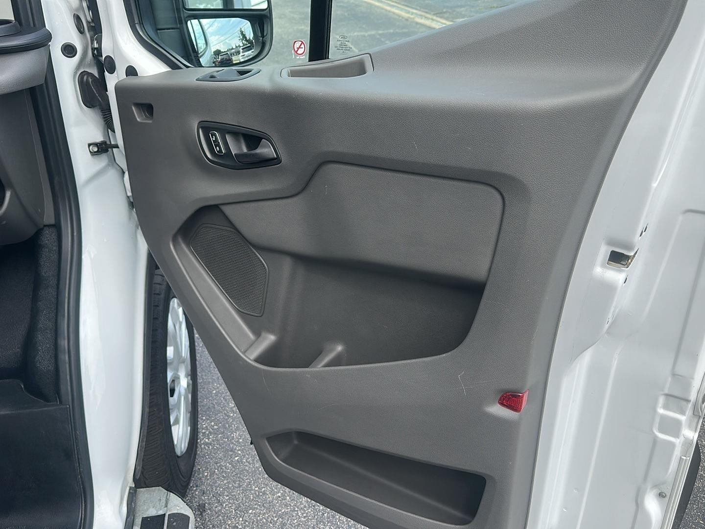 Ford Transit 250 Van 2025