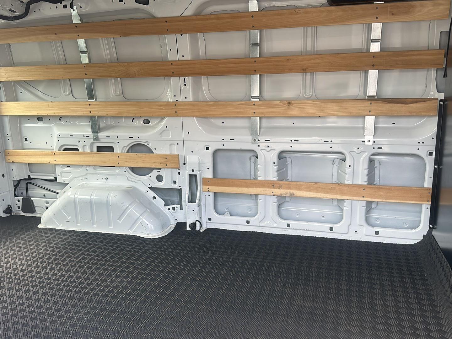 Ford Transit 250 Van 2025