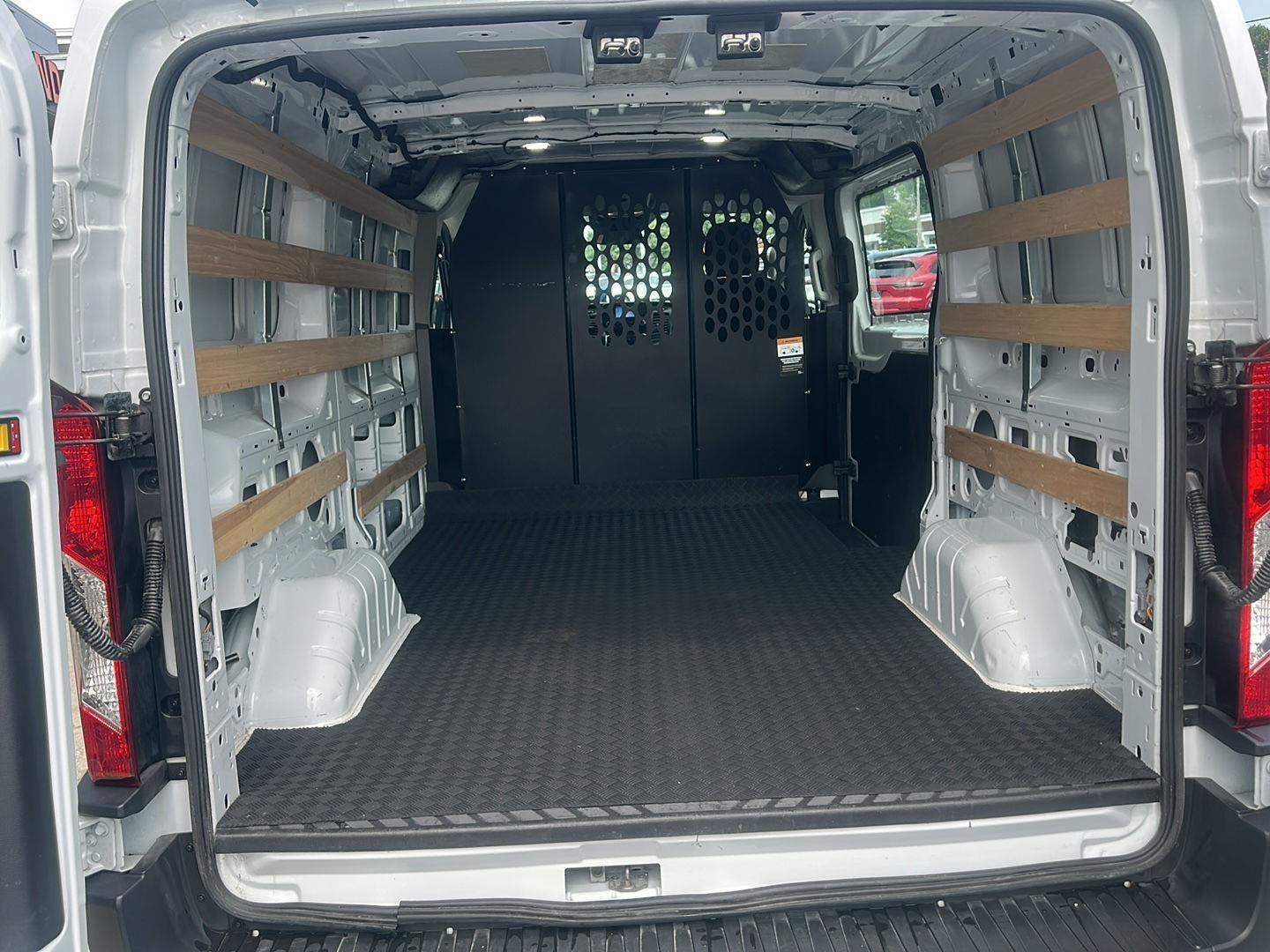 Ford Transit 250 Van 2025