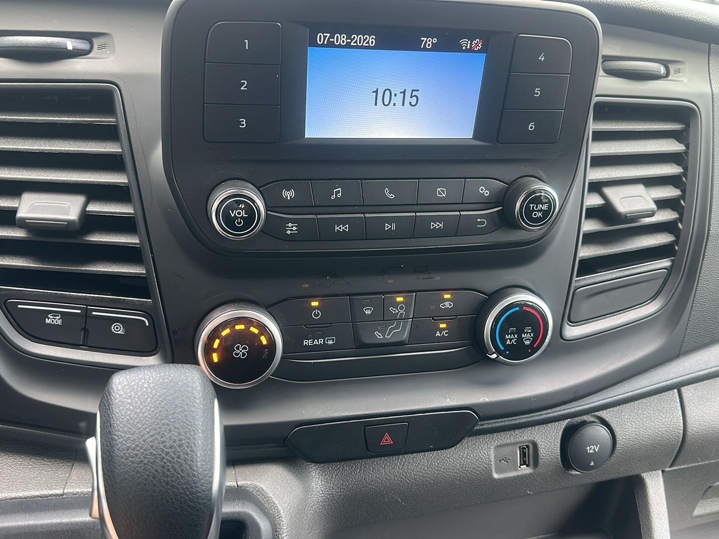 Ford Transit 250 Van 2025