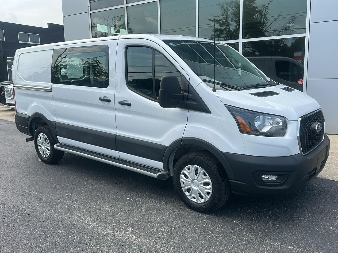 2025 Ford Transit 250 Van