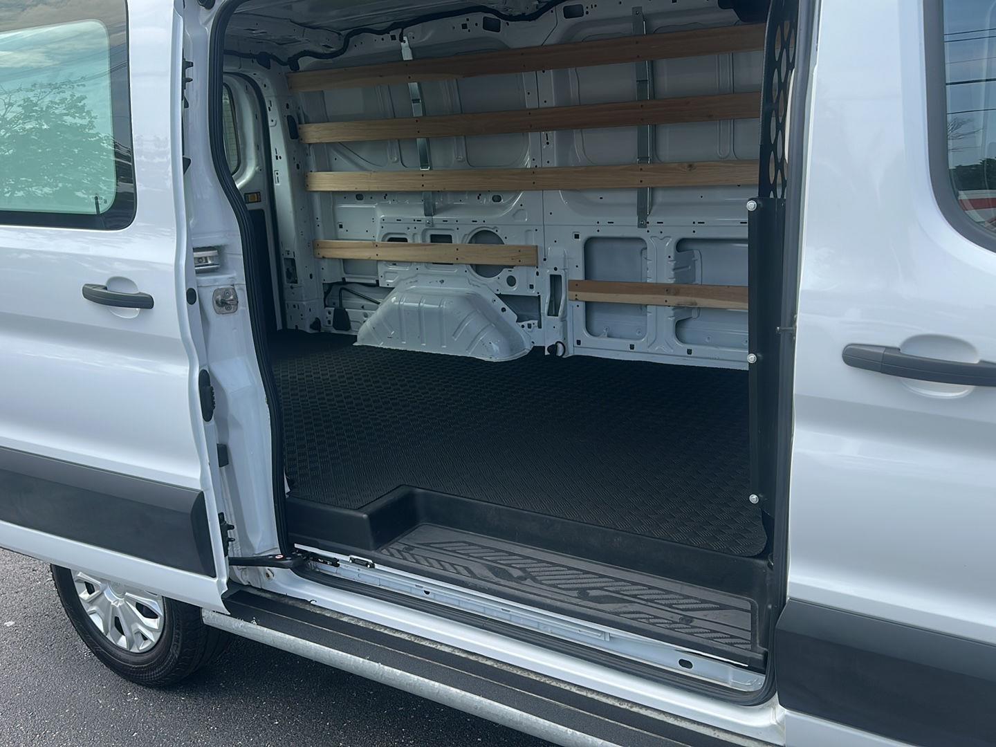 Ford Transit 250 Van 2025