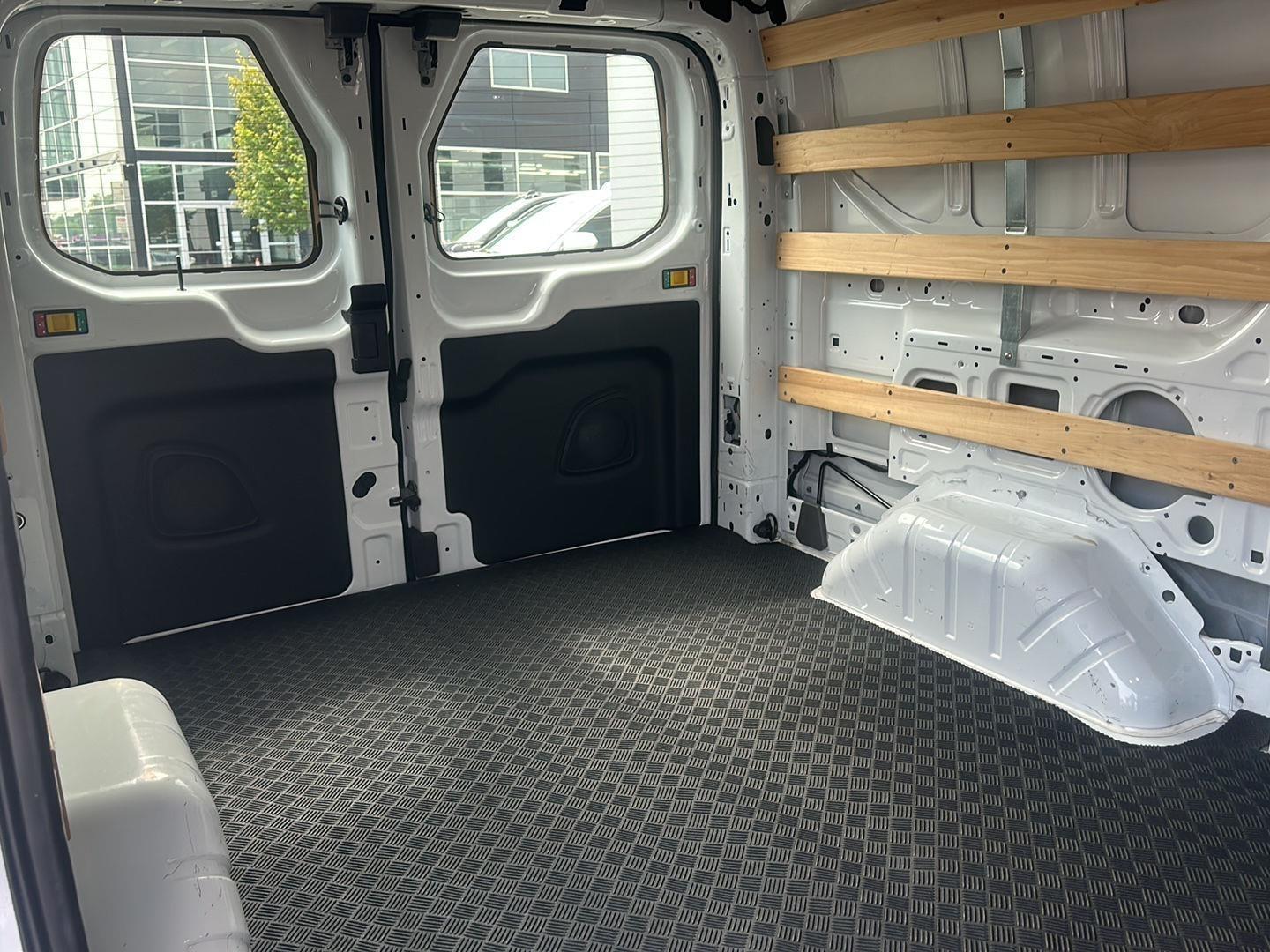 Ford Transit 250 Van 2025