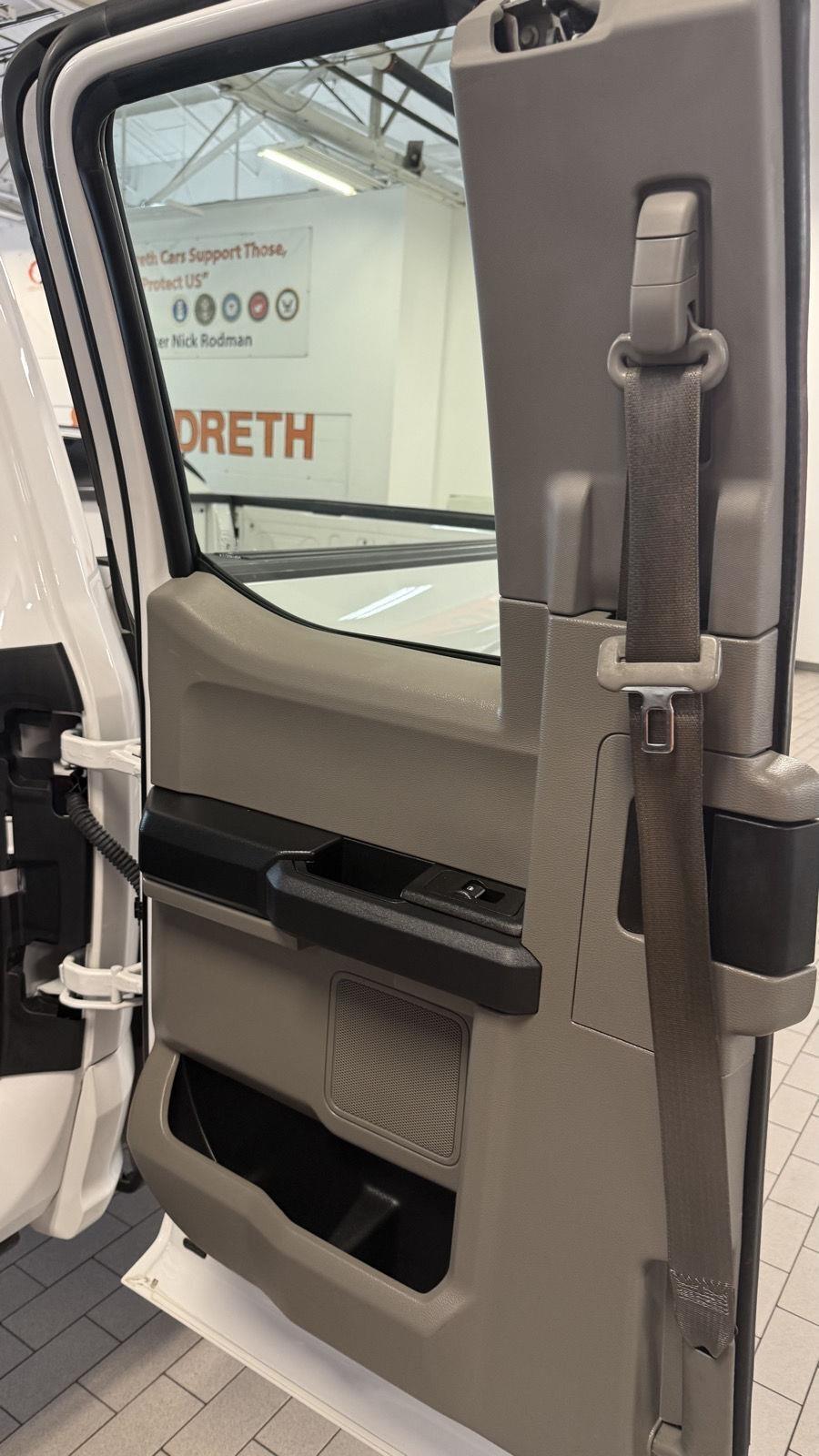 Ford F-150 XL SuperCab 8-ft. 2WD 2018