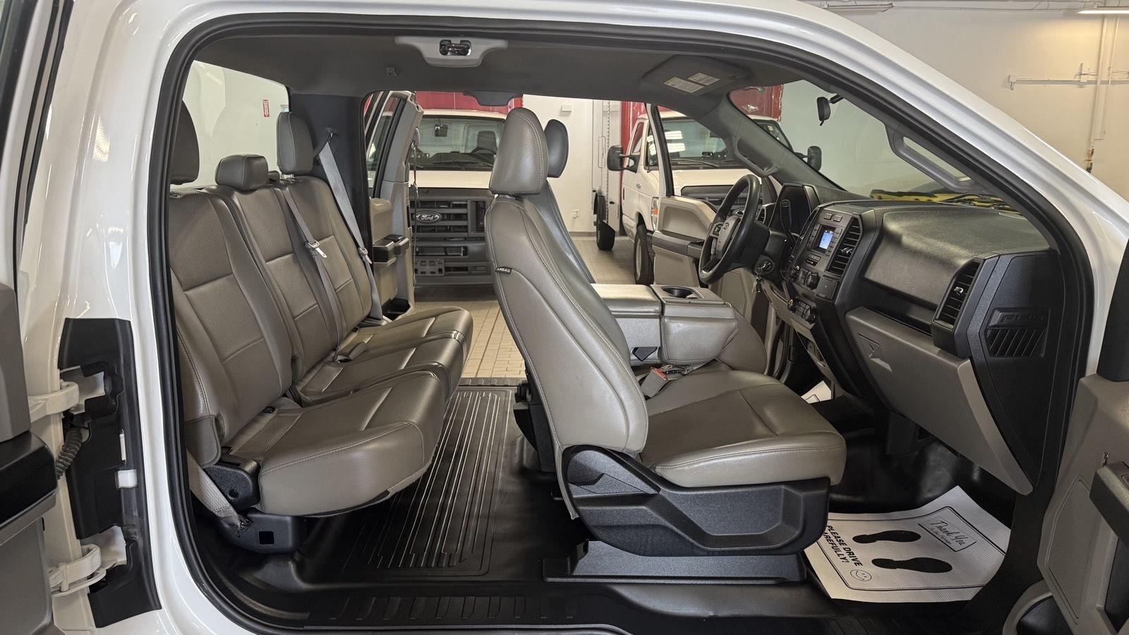 Ford F-150 XL SuperCab 8-ft. 2WD 2018