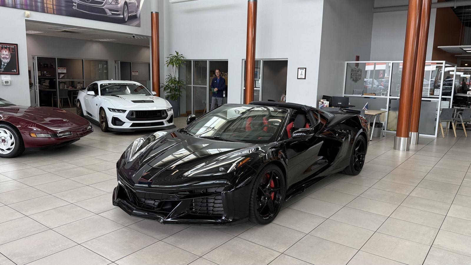 Chevrolet Corvette E-Ray Coupe AWD w/2LZ 2025