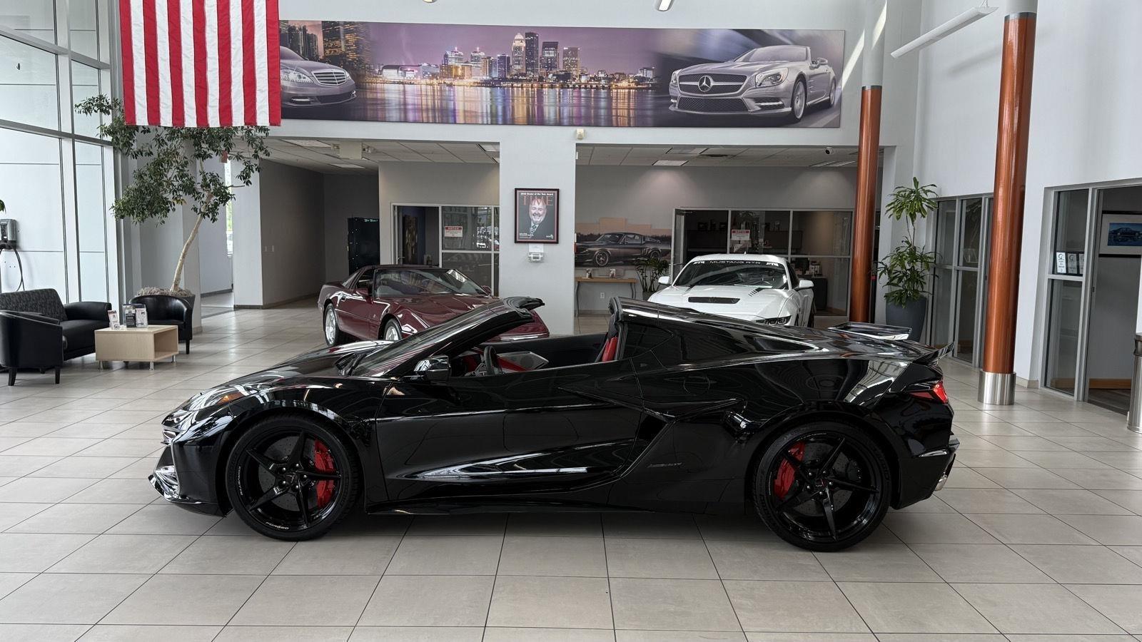 Chevrolet Corvette E-Ray Coupe AWD w/2LZ 2025