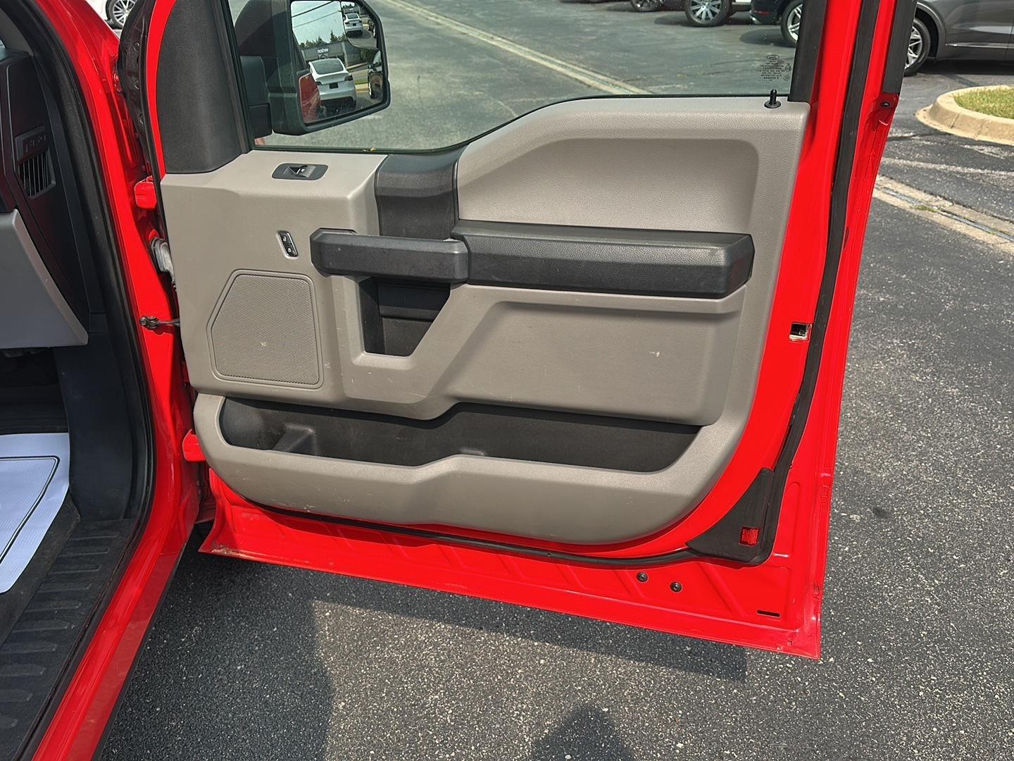 Ford F-150 XL SuperCab 8-ft. Bed 4WD 2019