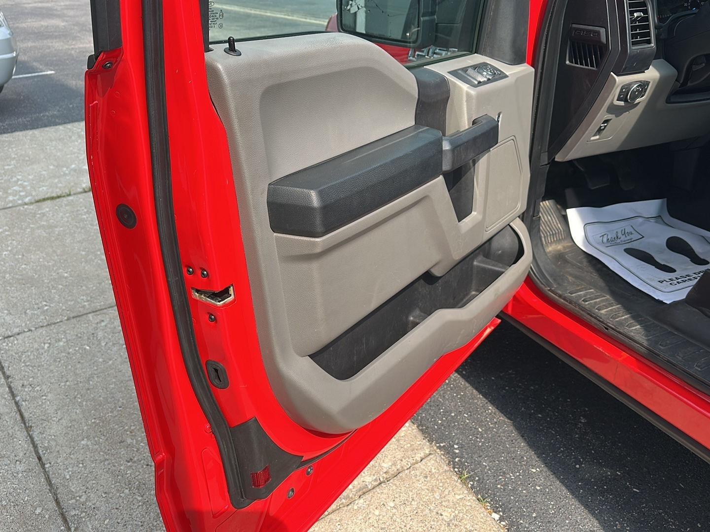 Ford F-150 XL SuperCab 8-ft. Bed 4WD 2019