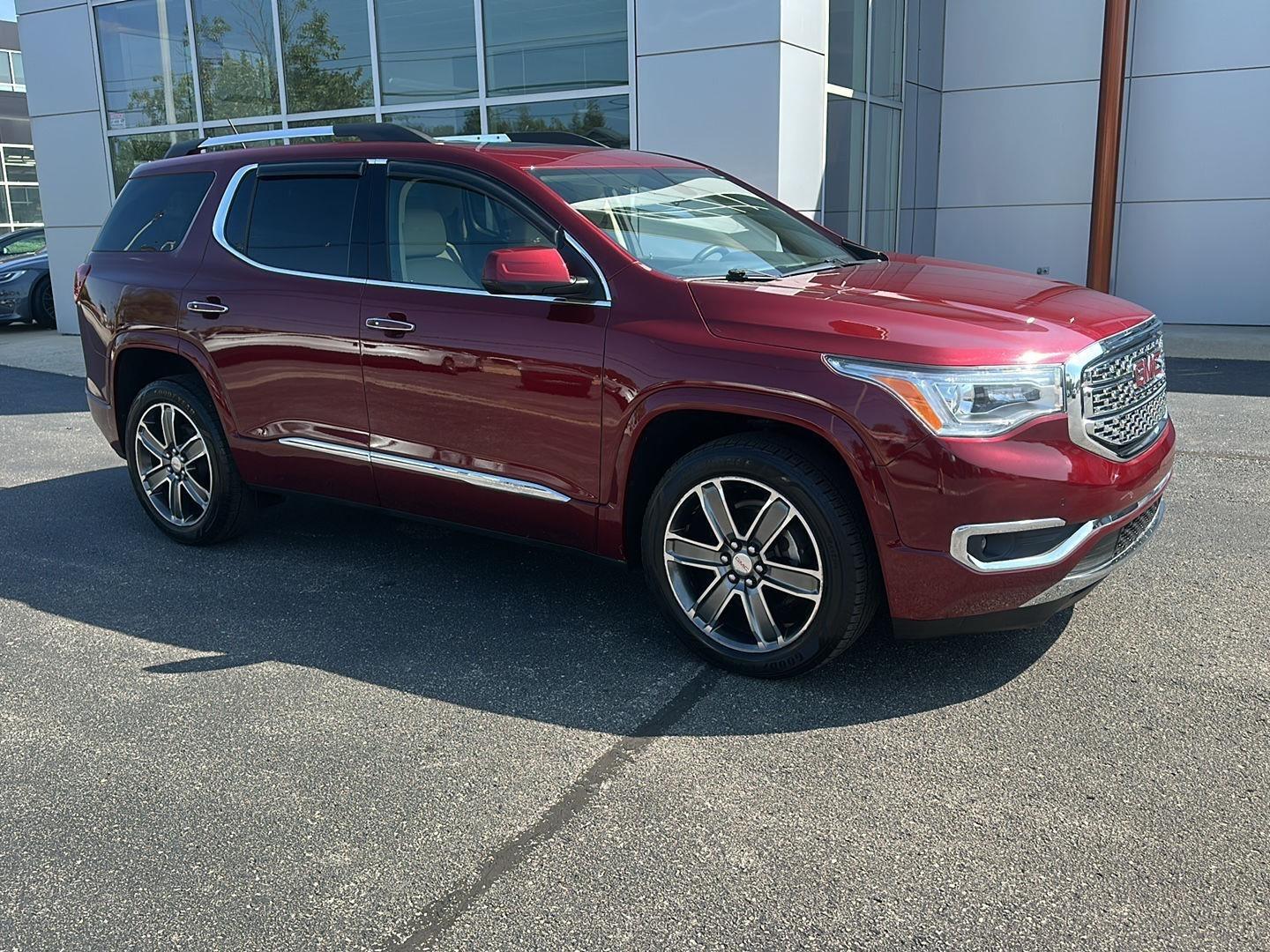 GMC Acadia Denali AWD 2017