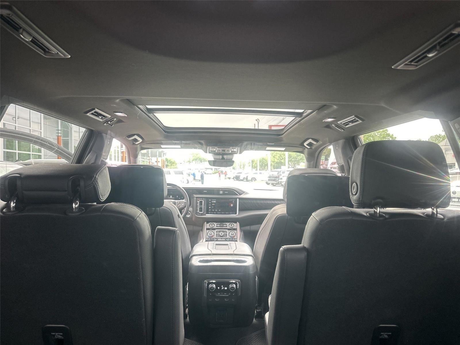 GMC Yukon XL Denali 4WD 2023