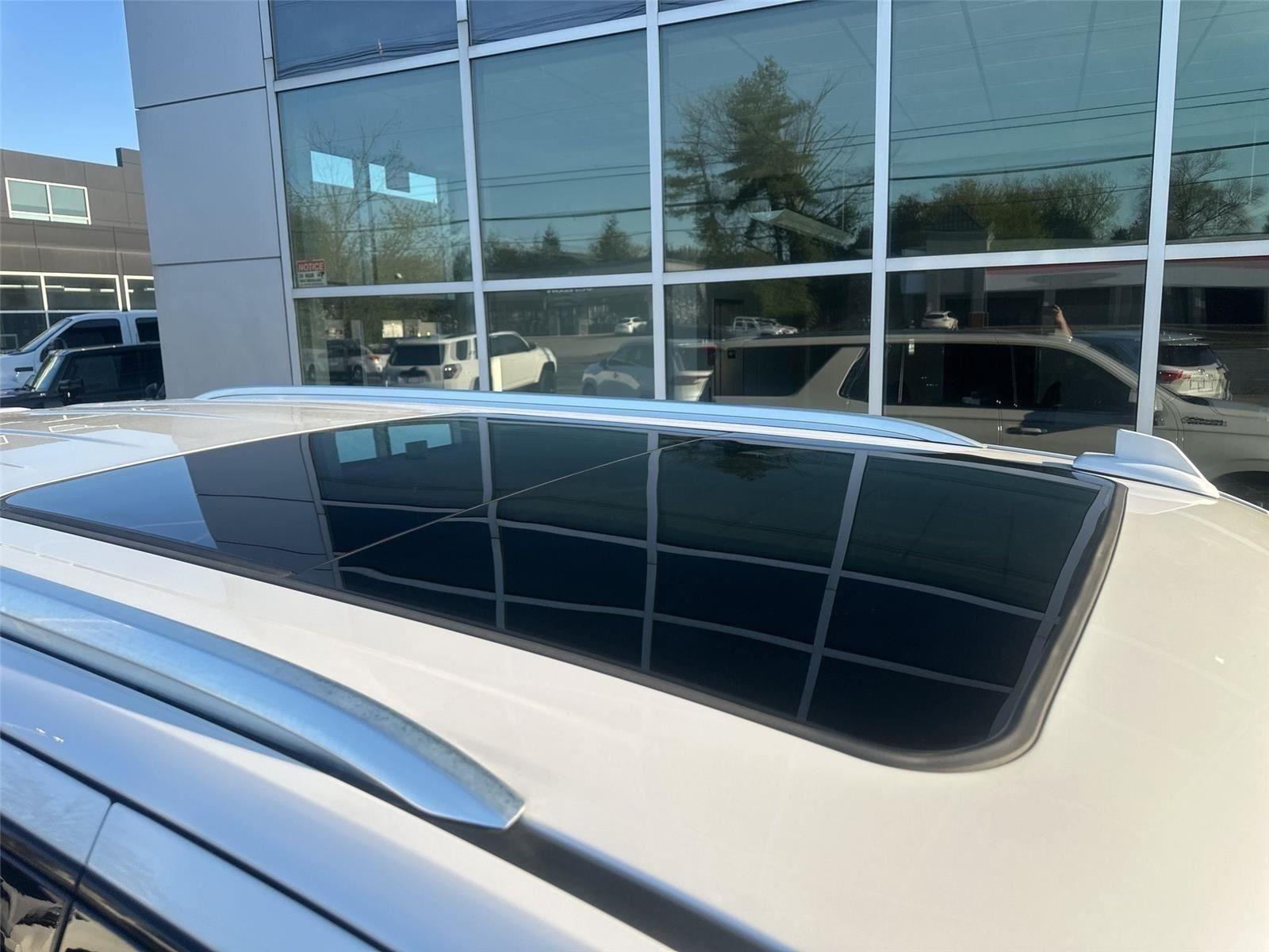 Chevrolet Tahoe High Country 4WD 2022