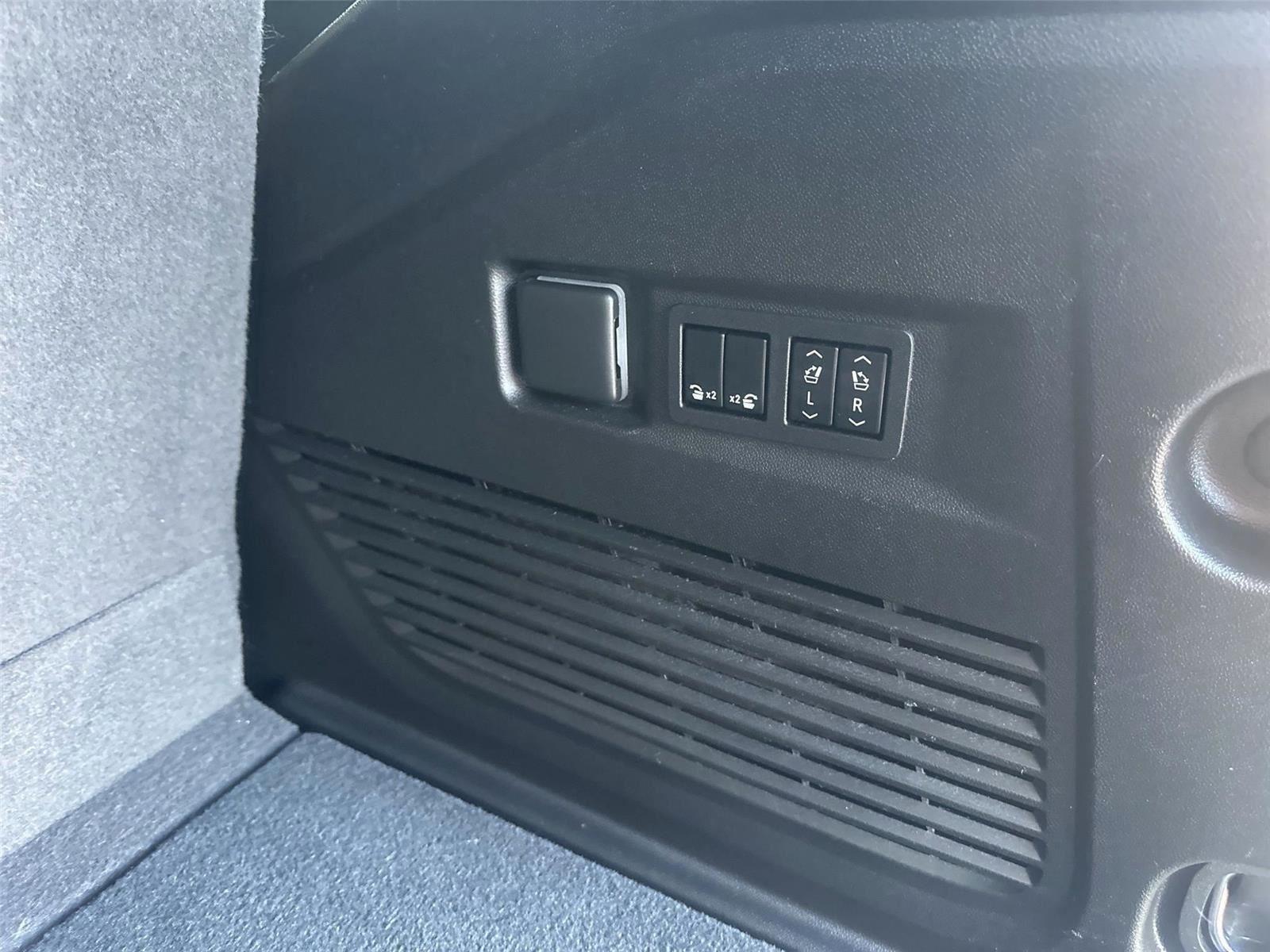 Chevrolet Tahoe High Country 4WD 2022