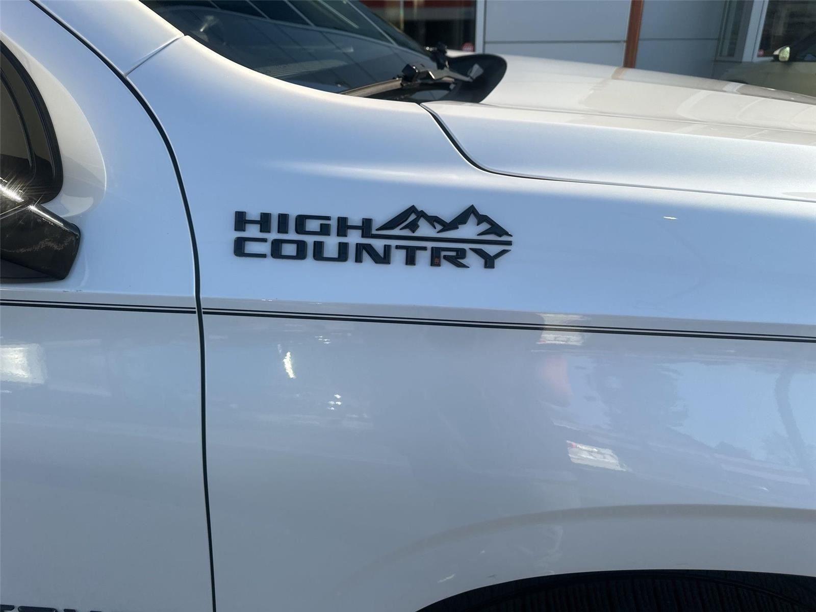 Chevrolet Tahoe High Country 4WD 2022