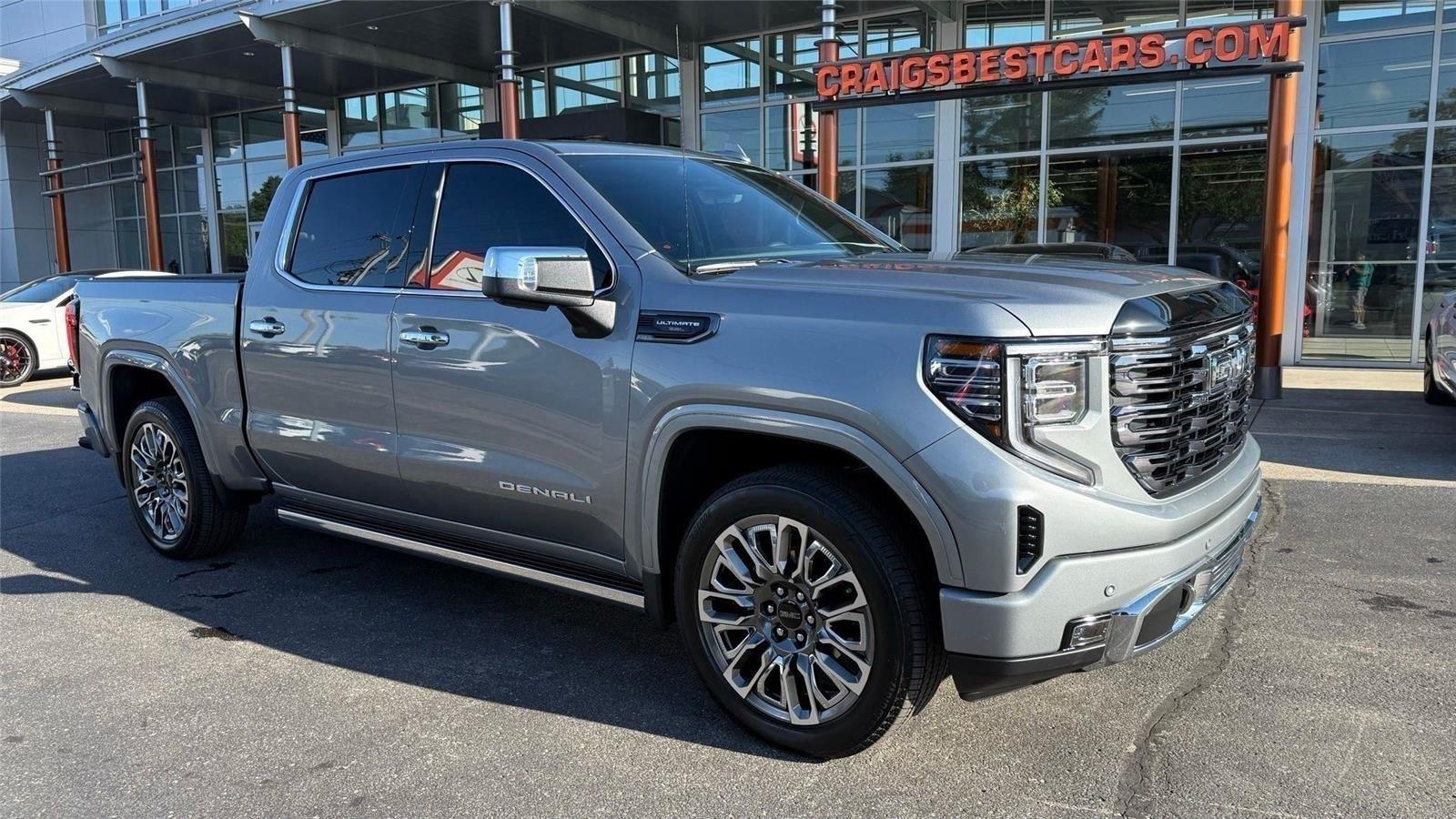 GMC Sierra 1500 Denali Ultimate Crew Cab 4WD 2025