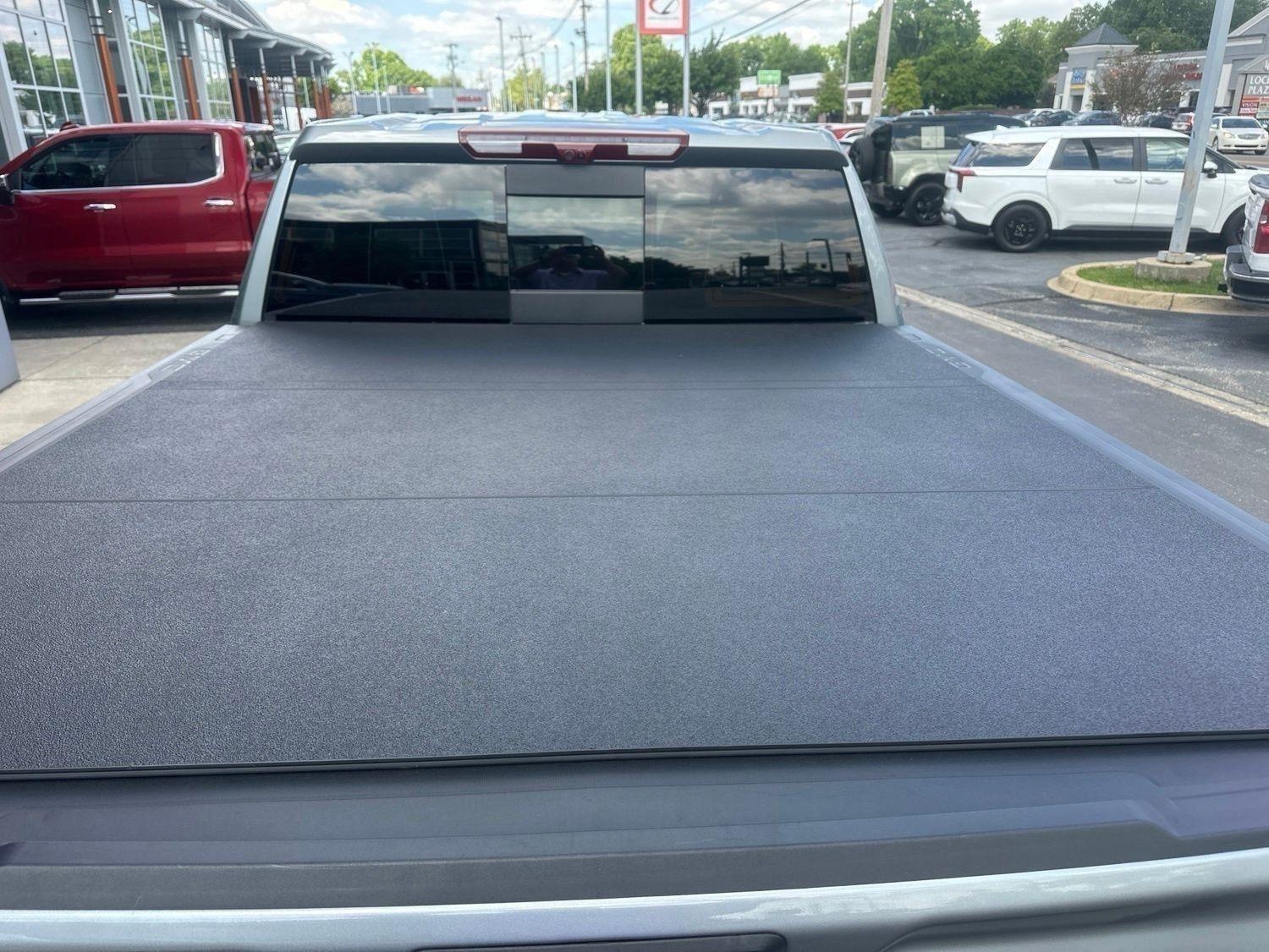 GMC Sierra 1500 Denali Ultimate Crew Cab 4WD 2025