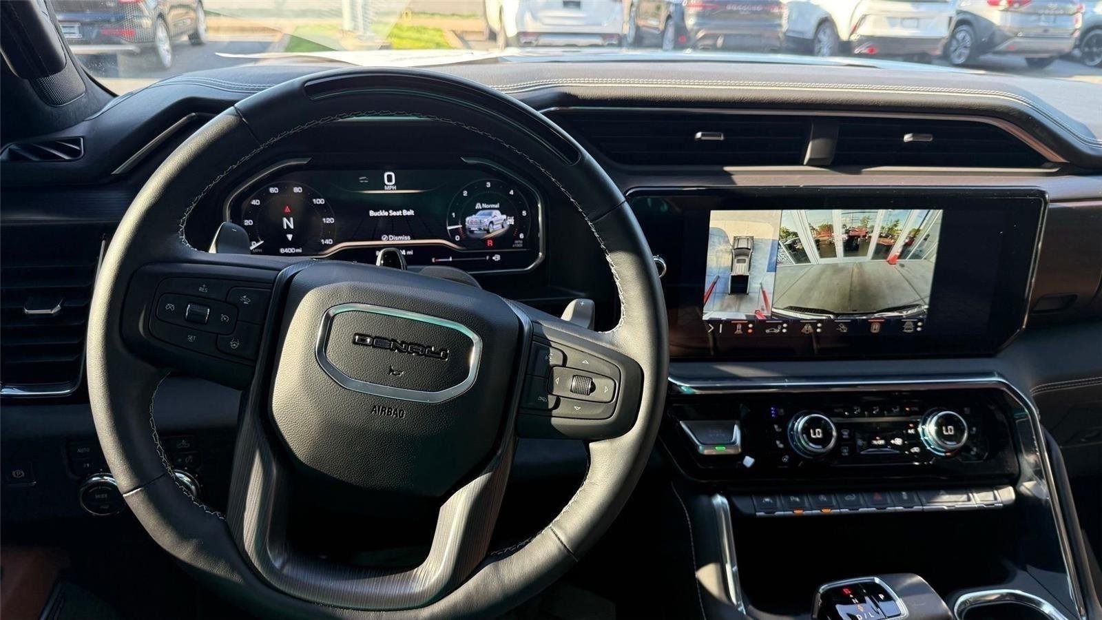 GMC Sierra 1500 Denali Ultimate Crew Cab 4WD 2025