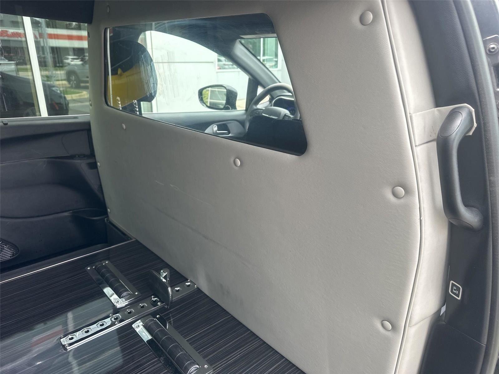 Chrysler Pacifica Touring 2022