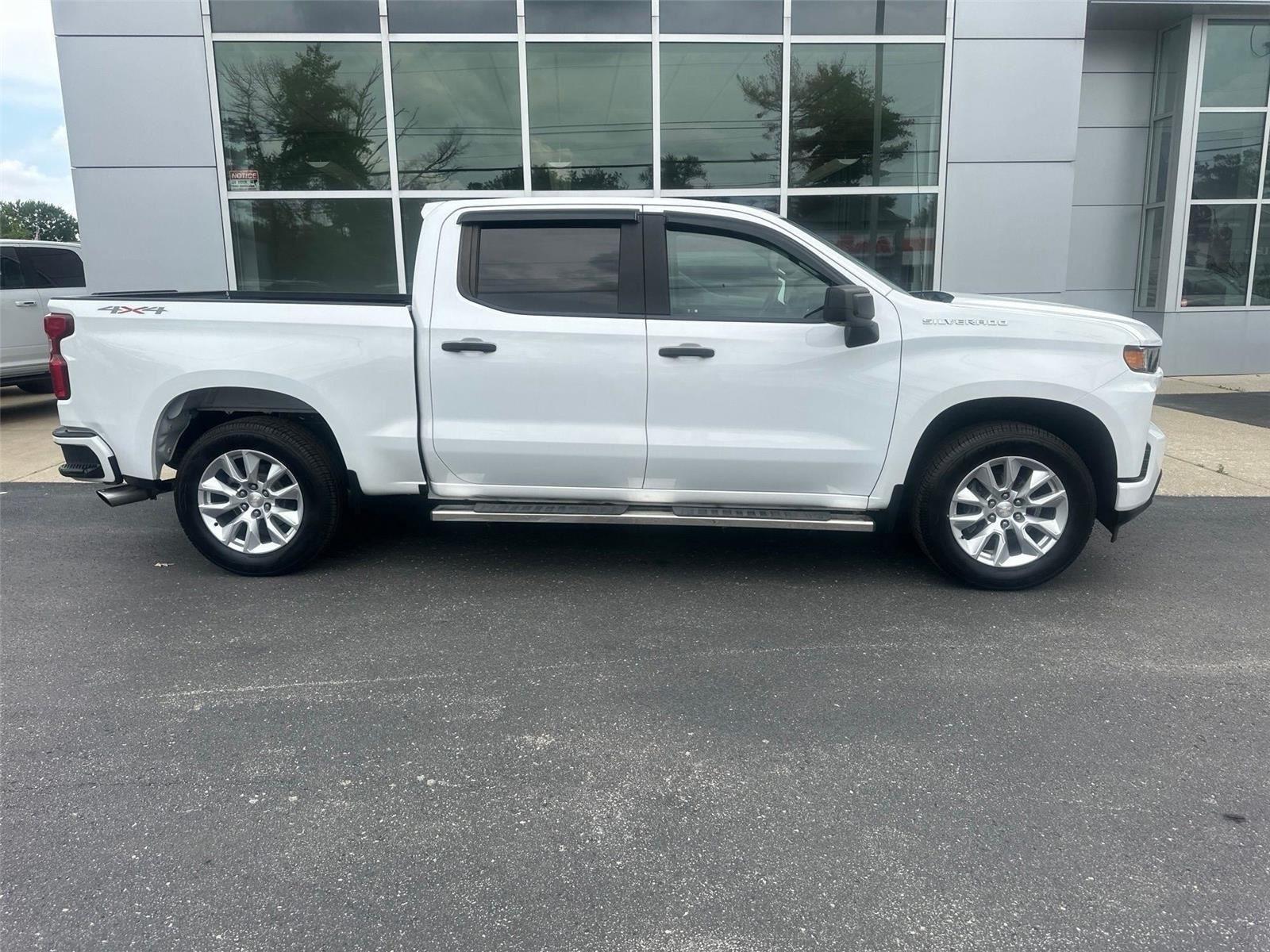 Chevrolet Silverado 1500 Custom Crew Cab Long Box 4WD 2019