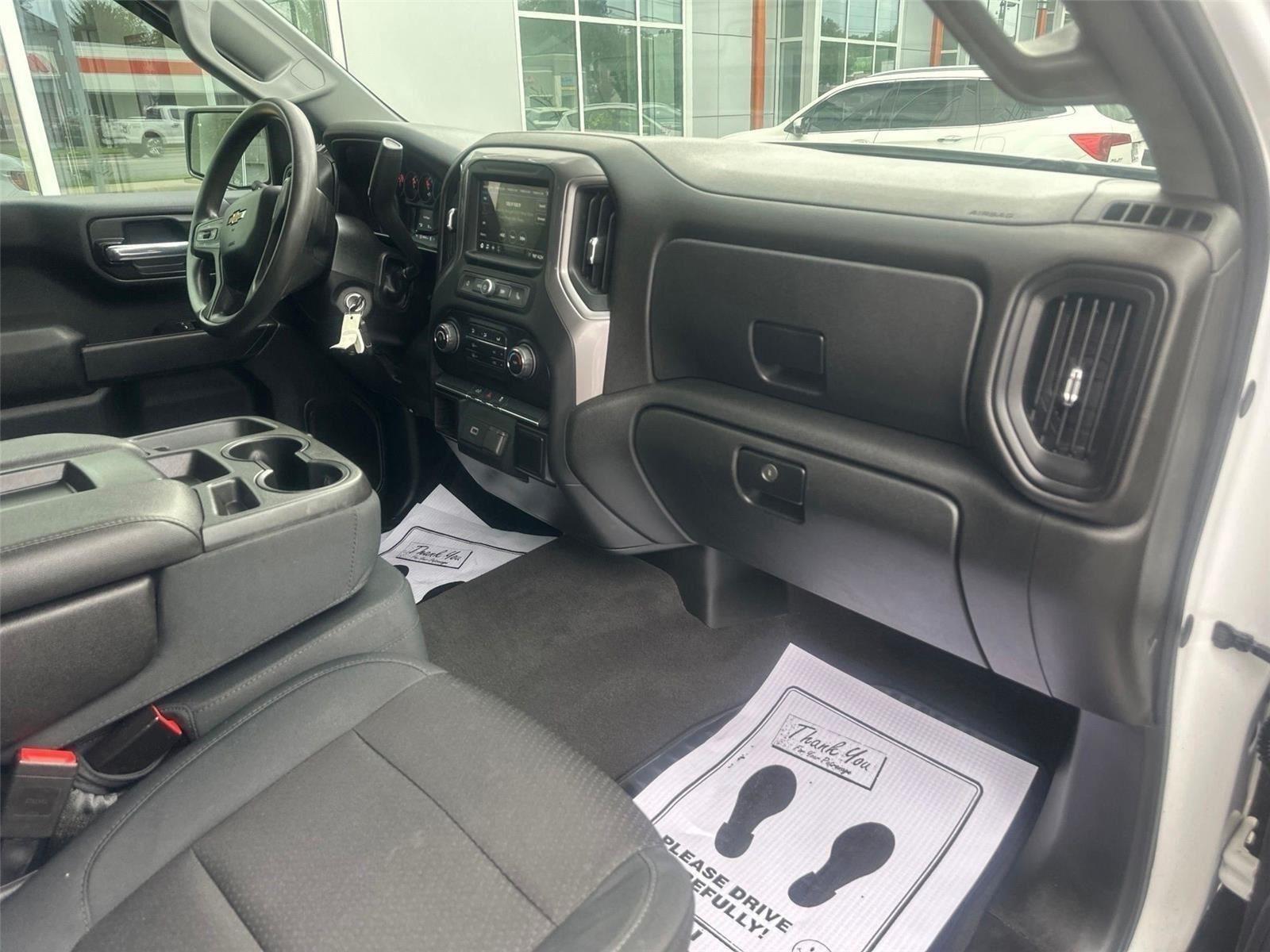 Chevrolet Silverado 1500 Custom Crew Cab Long Box 4WD 2019