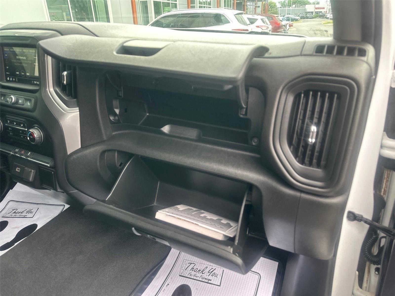 Chevrolet Silverado 1500 Custom Crew Cab Long Box 4WD 2019