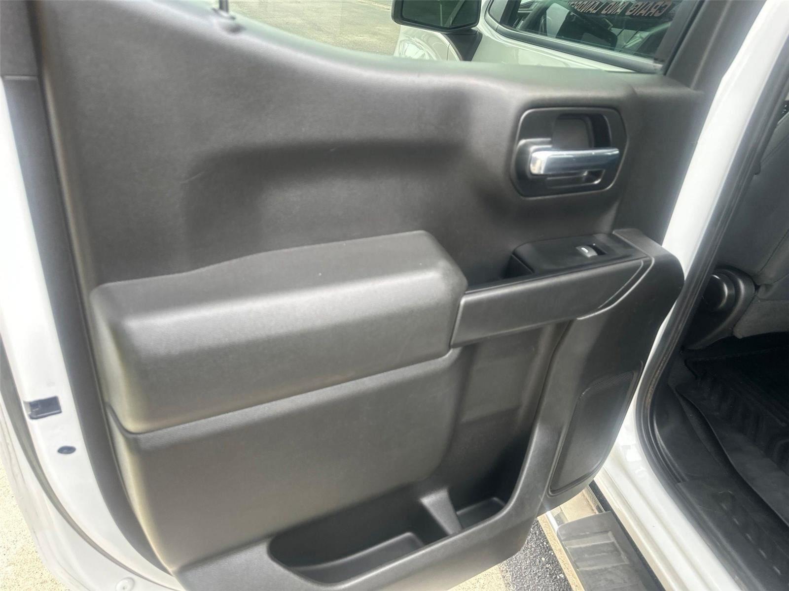 Chevrolet Silverado 1500 Custom Crew Cab Long Box 4WD 2019