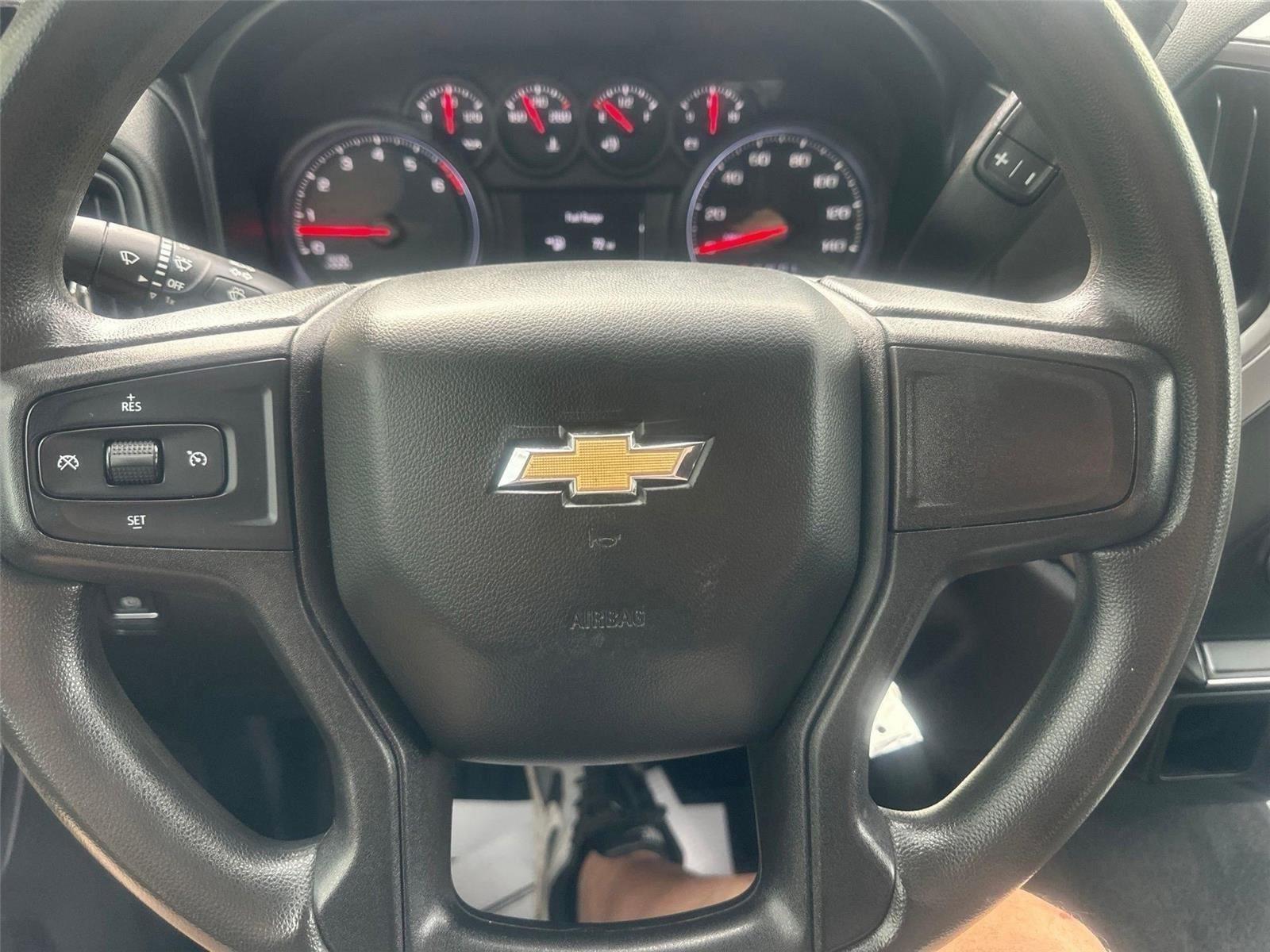 Chevrolet Silverado 1500 Custom Crew Cab Long Box 4WD 2019