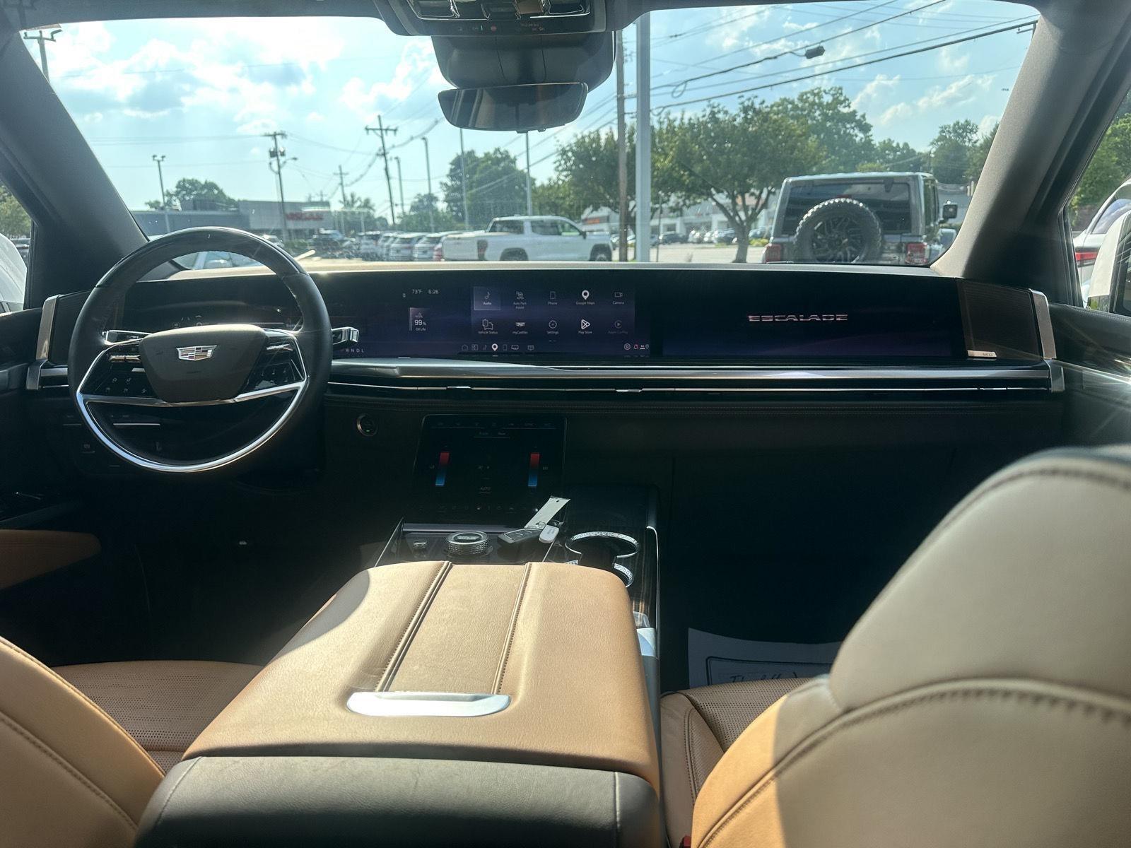 Cadillac Escalade ESV Premium Luxury AWD 2025