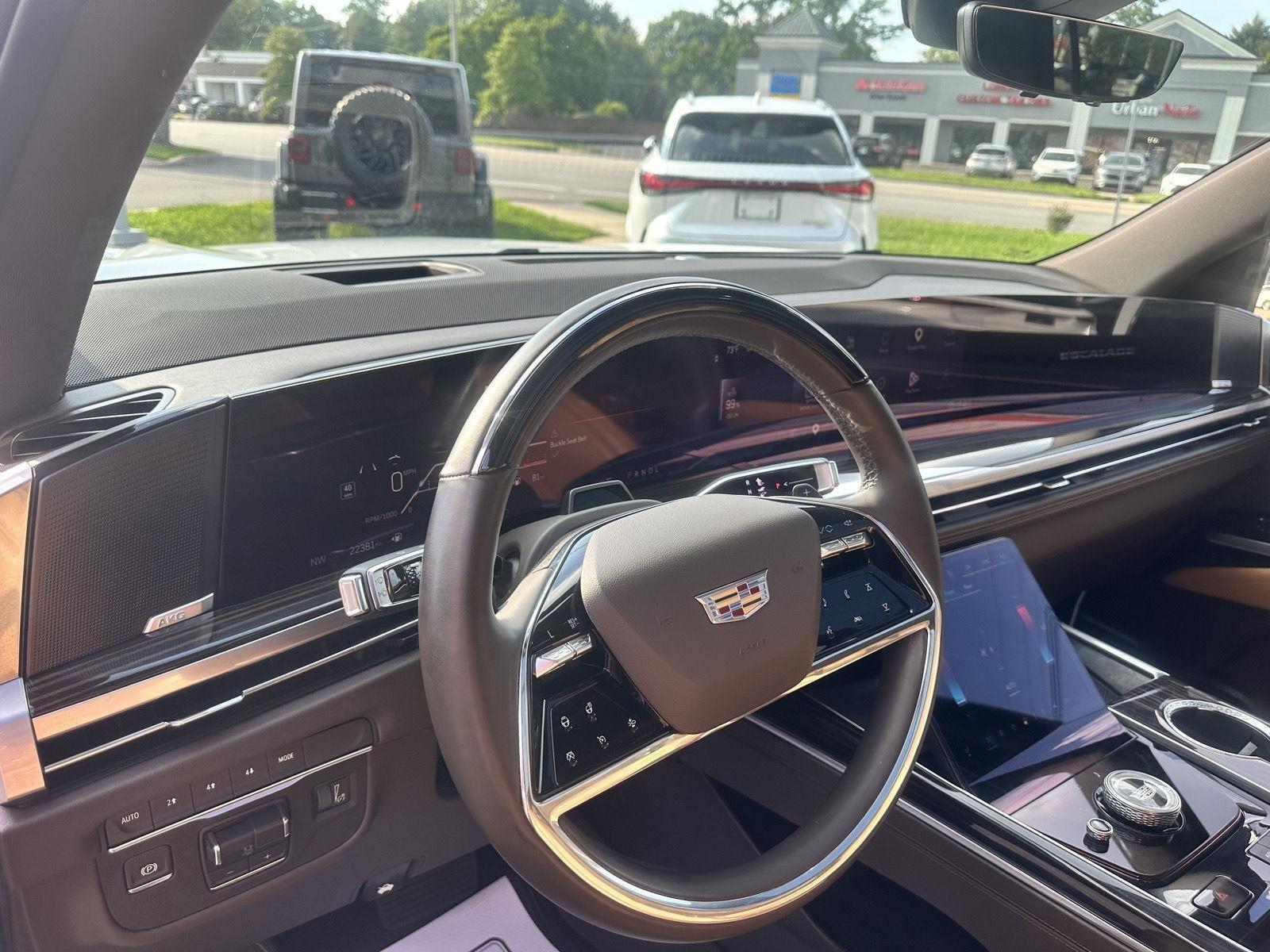Cadillac Escalade ESV Premium Luxury AWD 2025