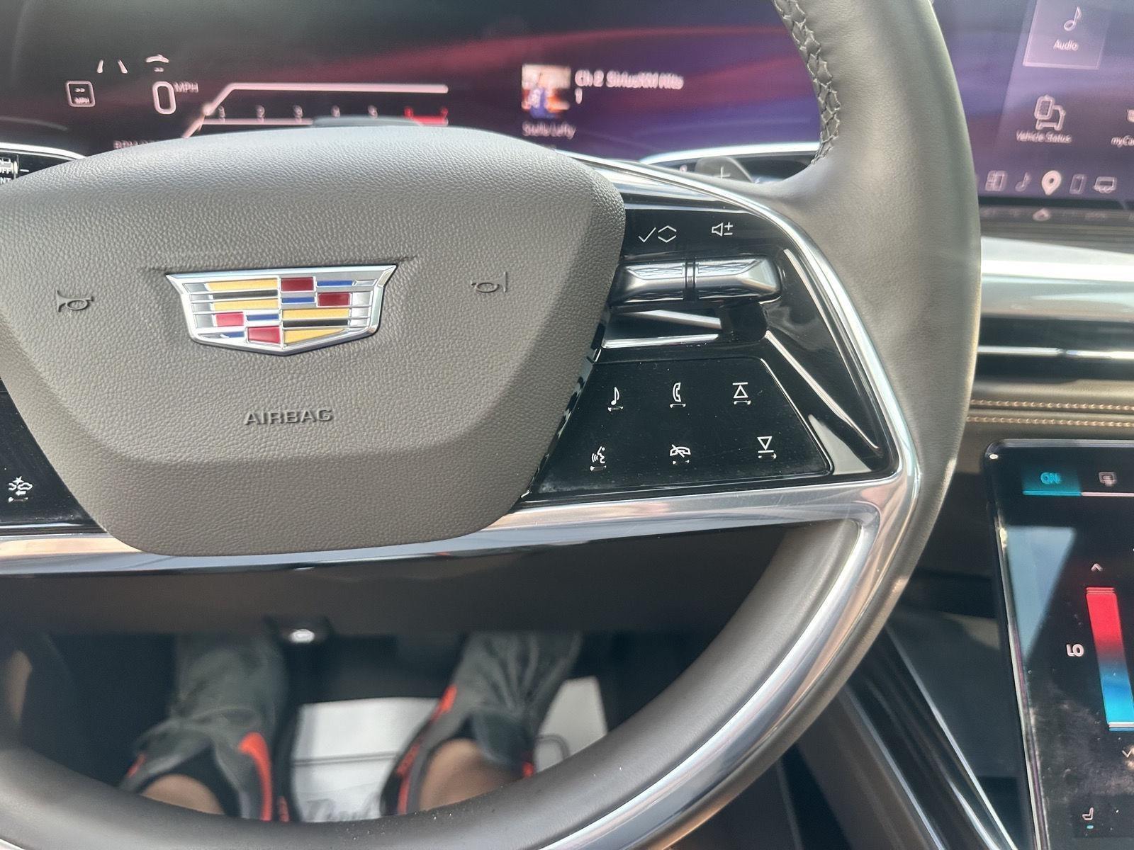Cadillac Escalade ESV Premium Luxury AWD 2025