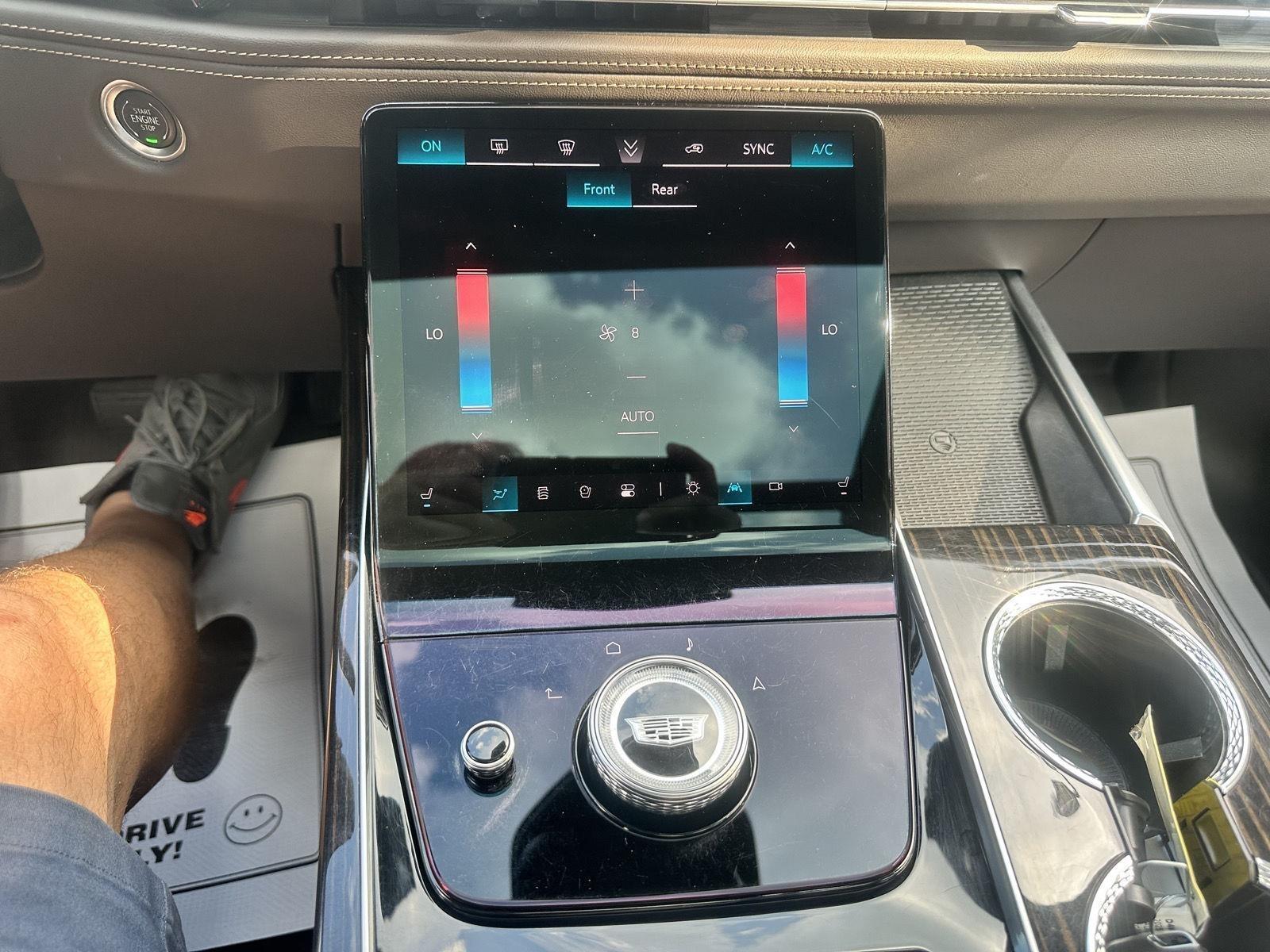Cadillac Escalade ESV Premium Luxury AWD 2025