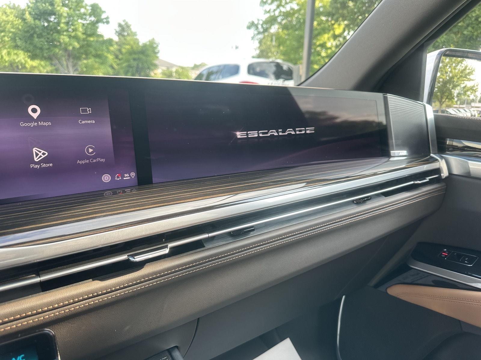 Cadillac Escalade ESV Premium Luxury AWD 2025