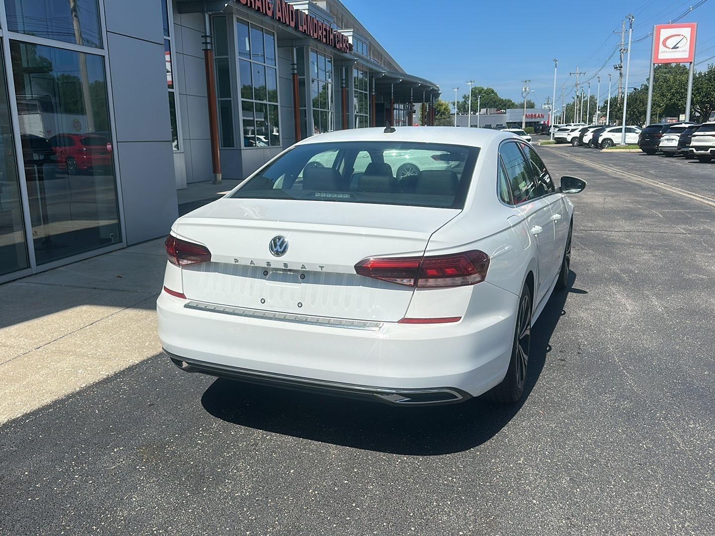 Volkswagen Passat SE 2022