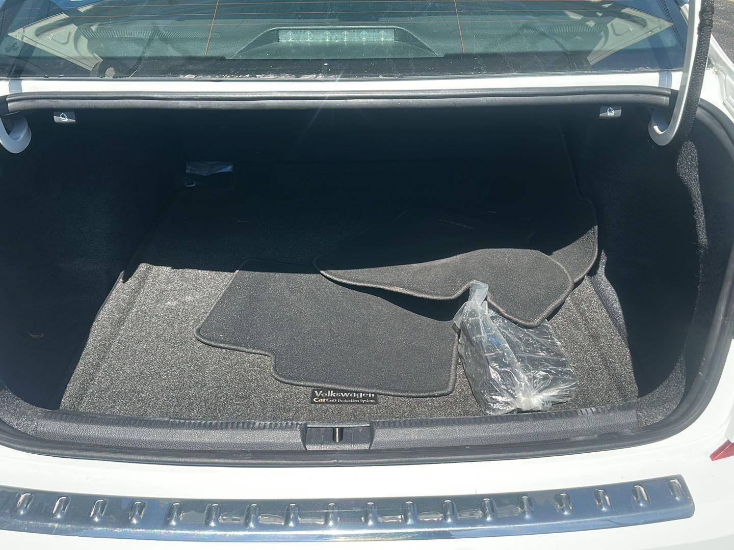 Volkswagen Passat SE 2022