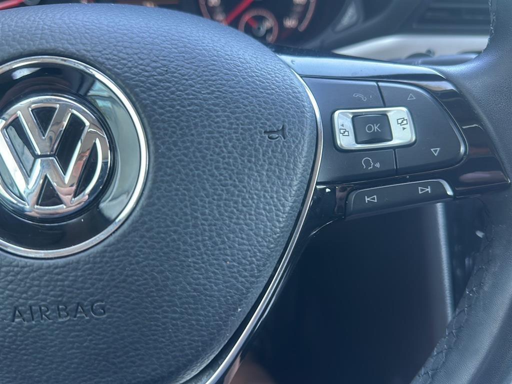 Volkswagen Passat SE 2022