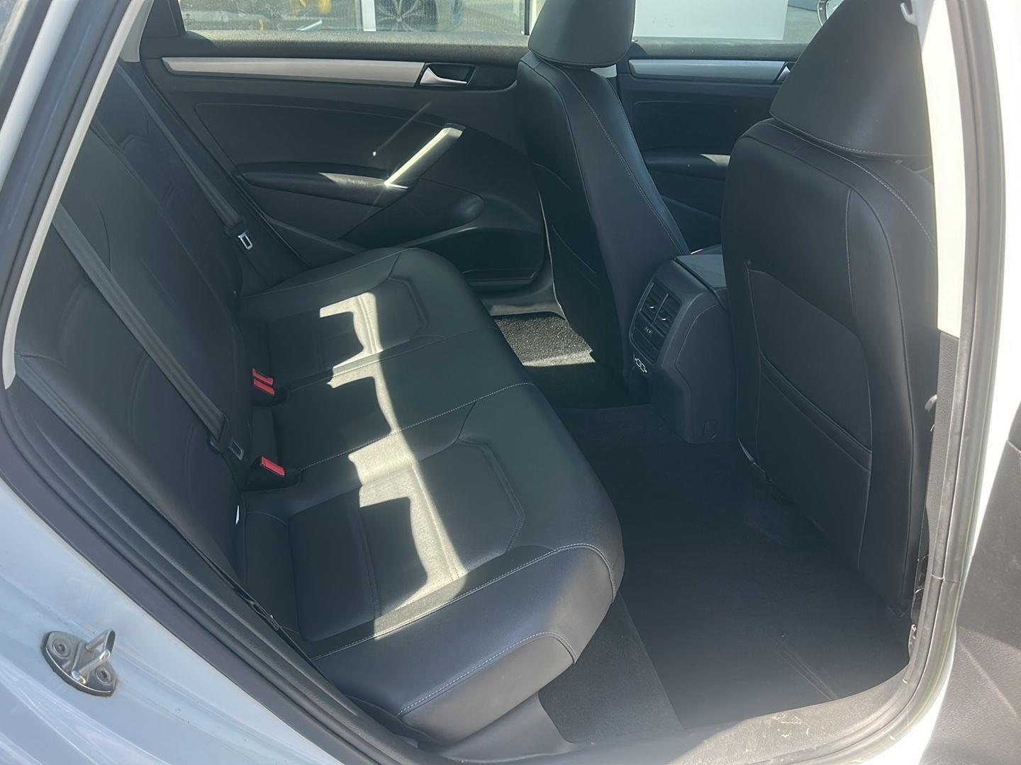 Volkswagen Passat SE 2022